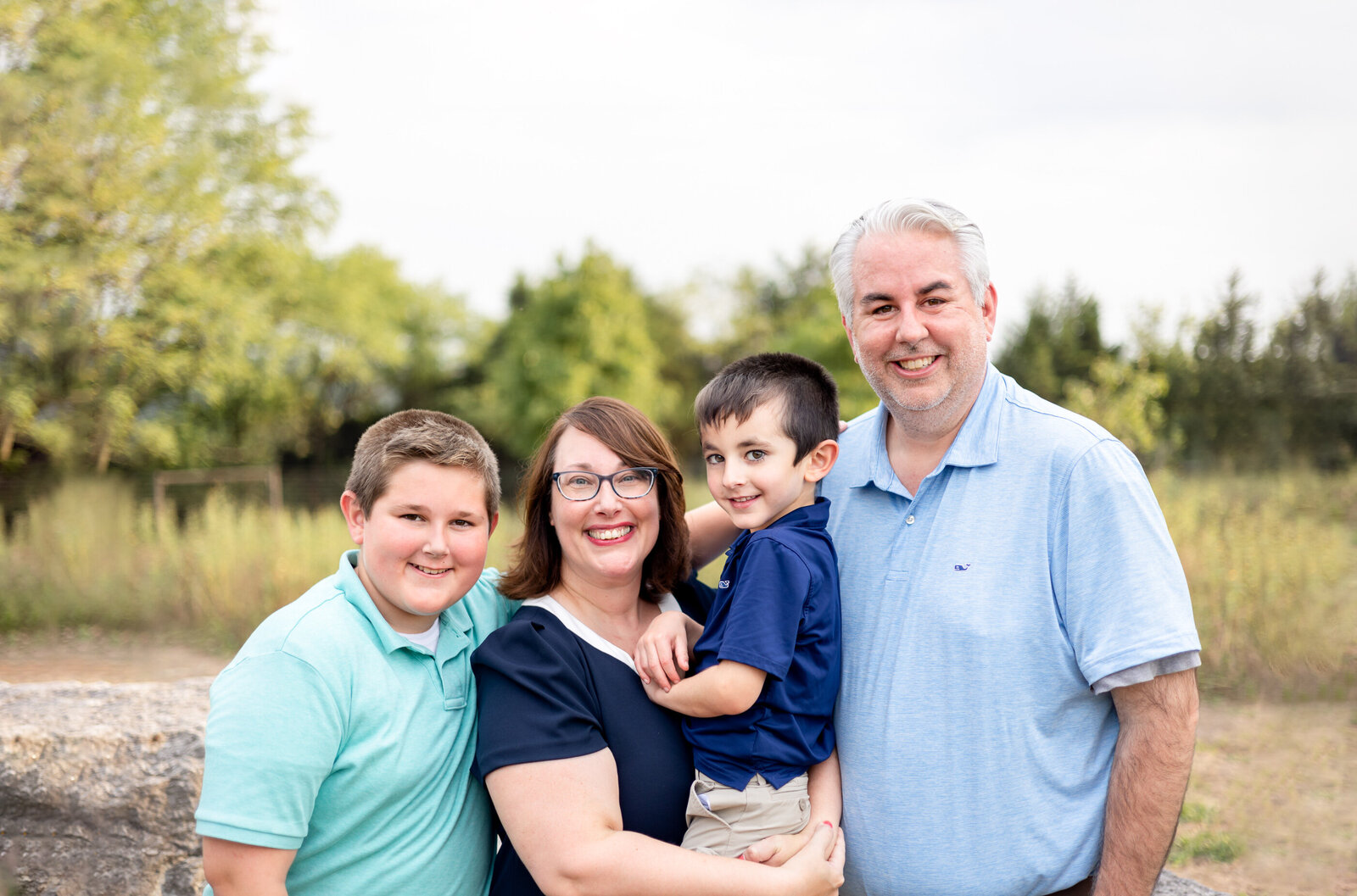 outdoor-family-photography-session-Frankfort-KY-photographer-golden-hour-boys