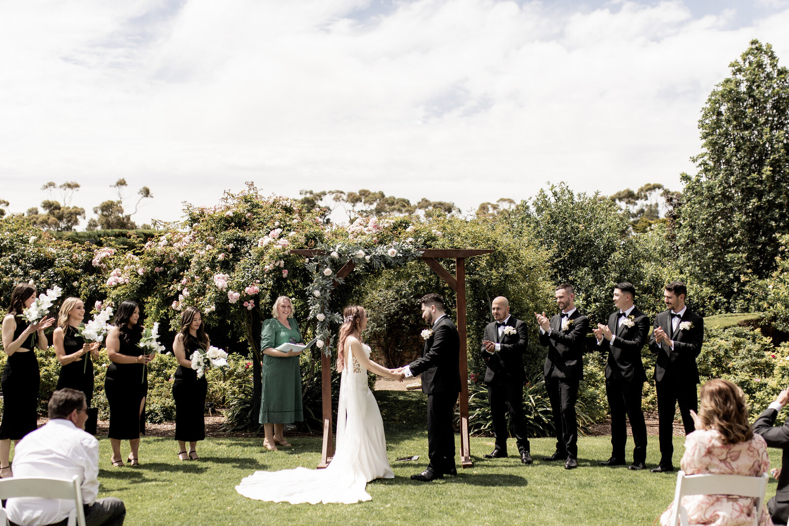 231118-Thy-Frankie-Rexvil-Photography-Adelaide-Wedding-Photographer-292