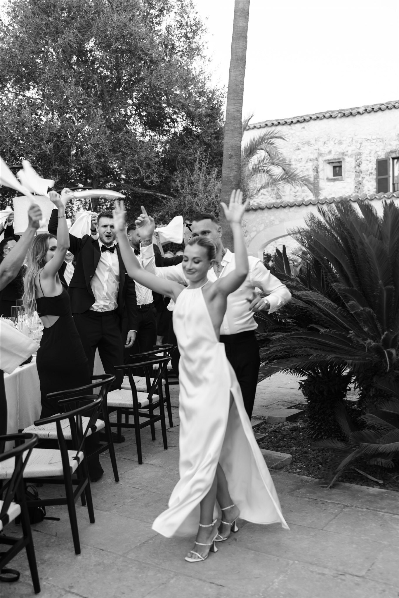 Kathi-David-Wedding-Day-Preview-255