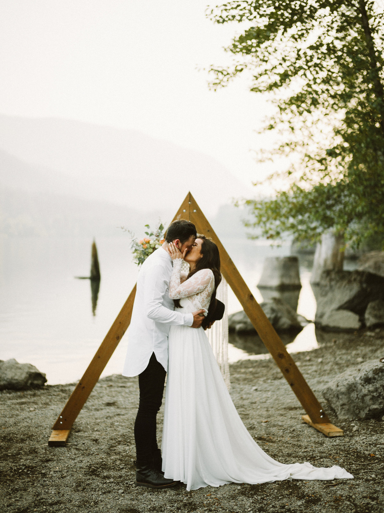 athena-and-camron-seattle-elopement-wedding-benj-haisch-rattlesnake-lake-christian-couple-goals60