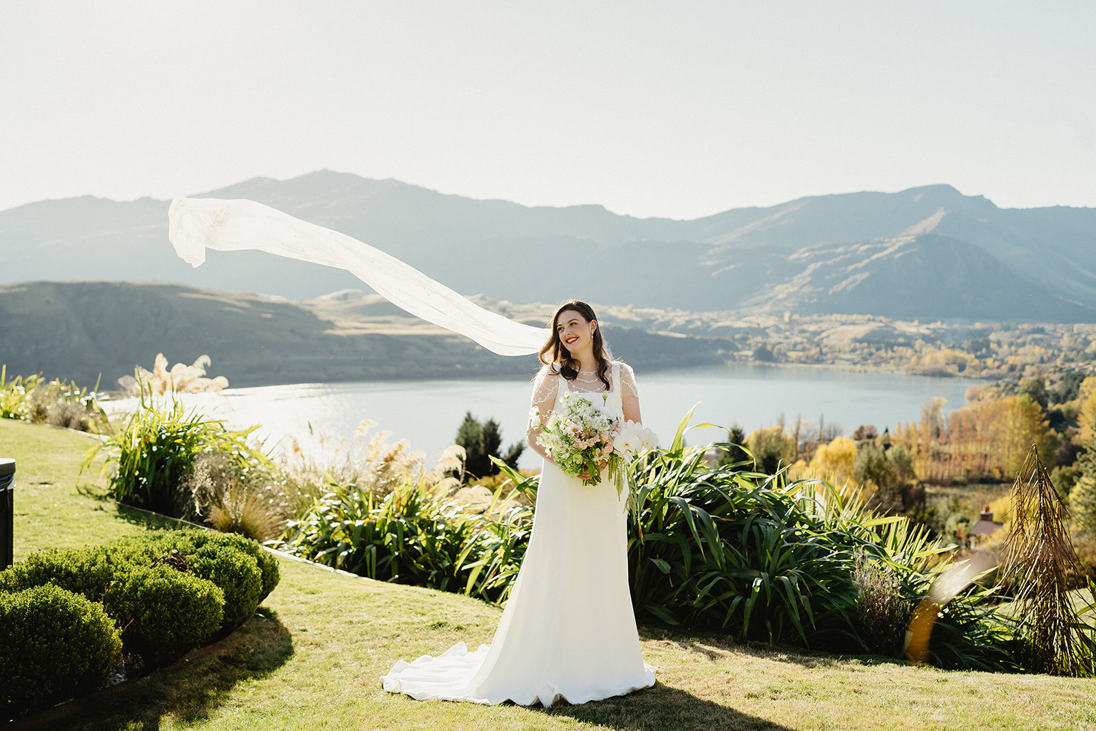 Melissa Clark Photography - Queenstown Wedding Photographer - Lake Hayes Holiday Home Wedding - Katherine & Adam 4.5.24-156
