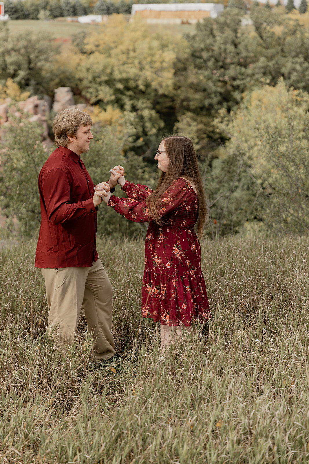Travis and Alyssa Sioux Falls Engagement-33_websize