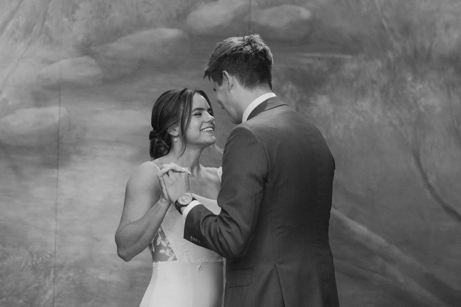 CD_Prospect_Park_Boathouse_Wedding_Wild_Sound_Photography_2E3A7509