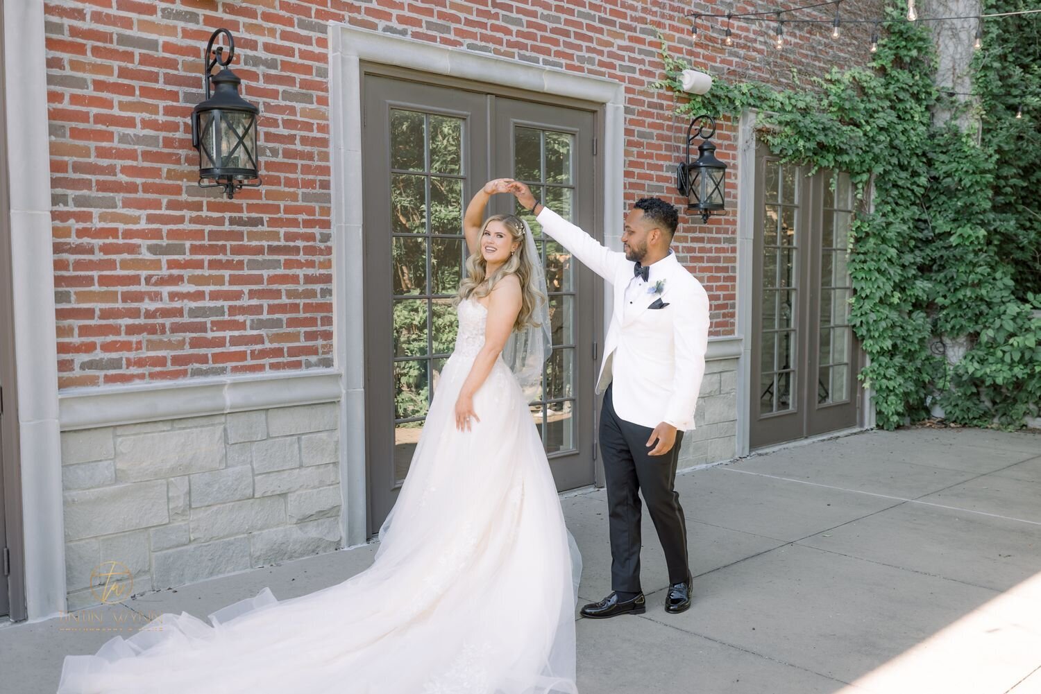 Jessie-Ron-Wed-5-ab2ae55c-1500