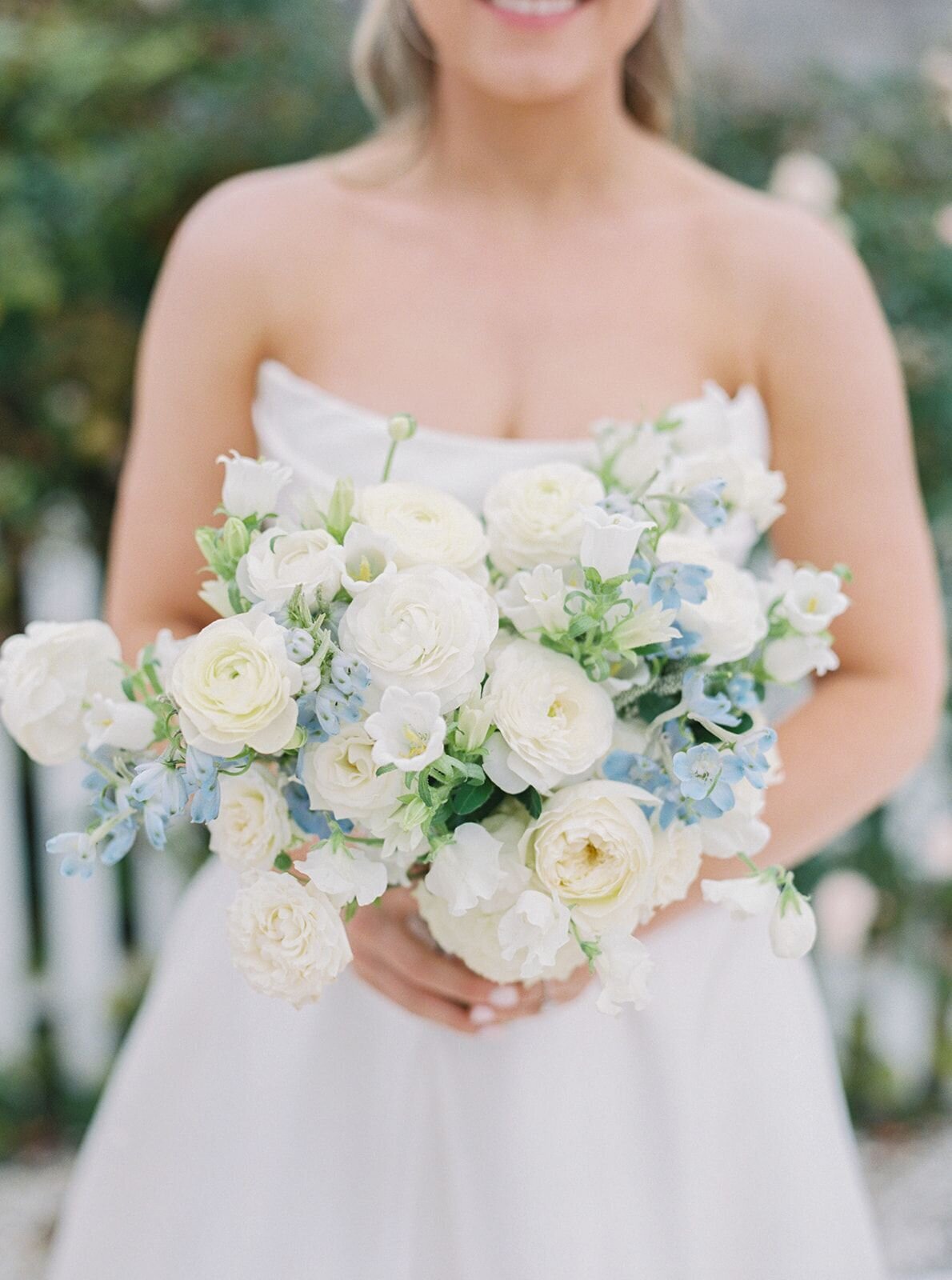 leila-james-events-newport-rhode-island-luxury-wedding-planner-castle-hill-inn-venue-emily-march-payne-wedding-photographer-VaughanWedding_0654 copy 2