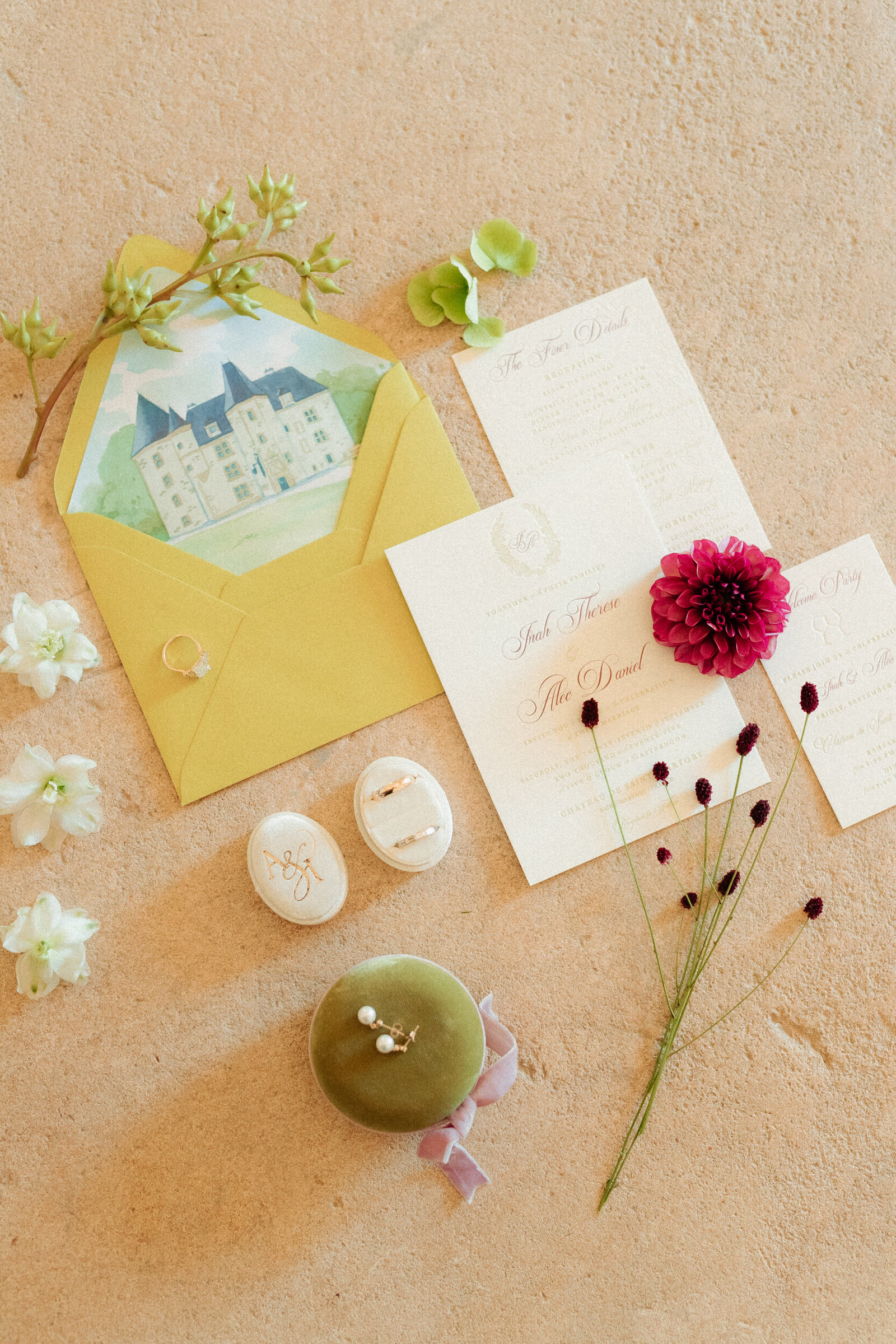AI-Chateau-StMartory-Camila-Garcia-destination-wedding-photographer-3