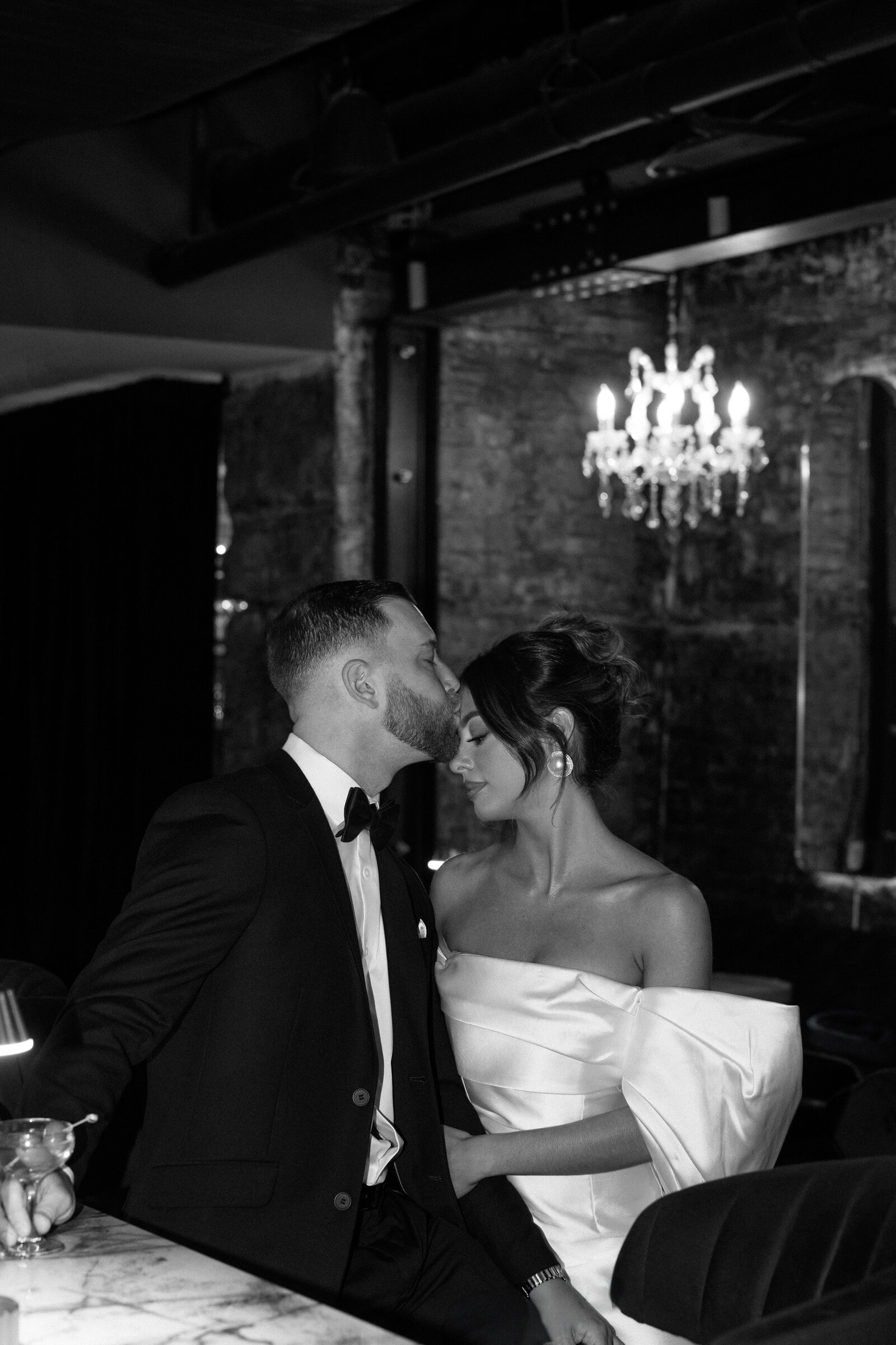 Philly-Bar-Engagement-Philadelphia-Wedding-Photographer-Kristy-Hoadley-Weddings-Grace-and-Anthony-1