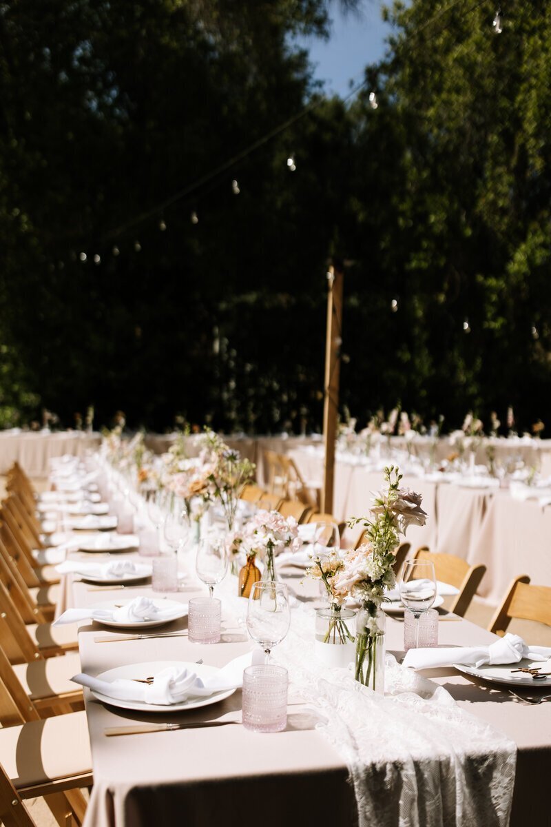 Wedding reception table taken by washington elopement photographer