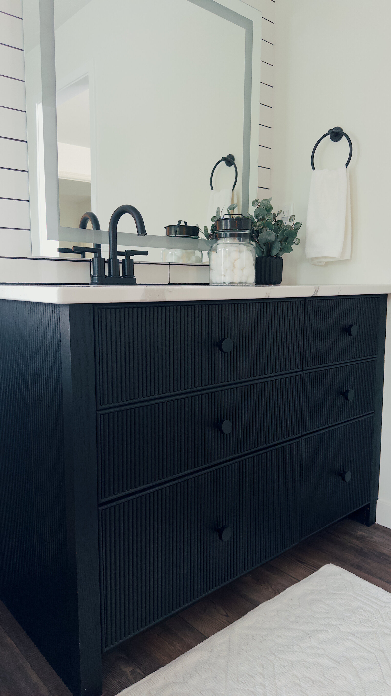 beaded-black-stain-vanities-2