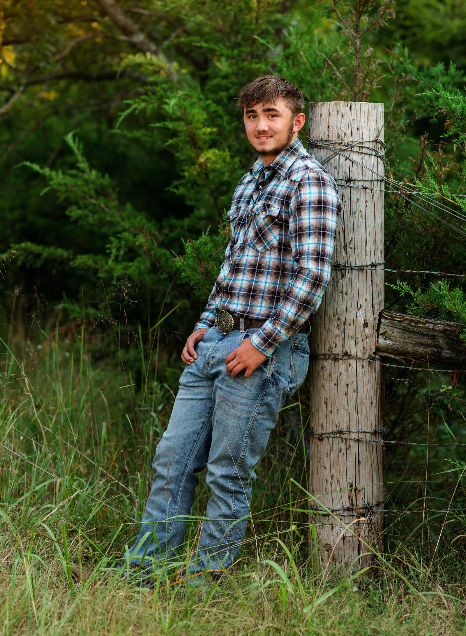 Teal Door Photography - Logan Brock - Seniors Page