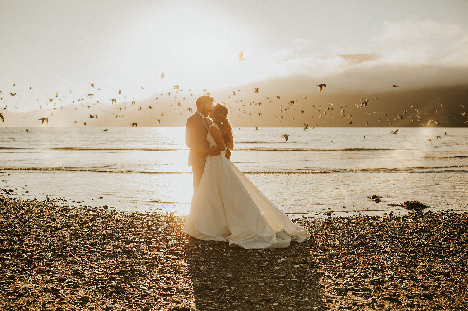 kaylyn-mclachlan-bc-wedding-photographer-port-renfrew-big-fish-lodge-emily-shamai-beach-wedding-7606_websize