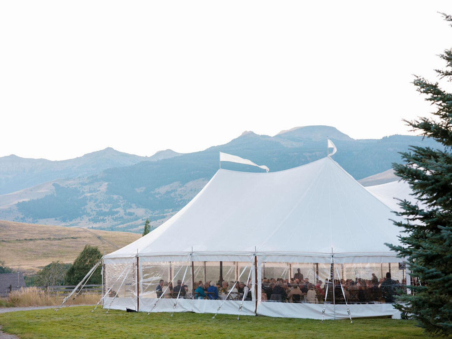 ArneyWalker-tent-wedding-planner-Montana-22