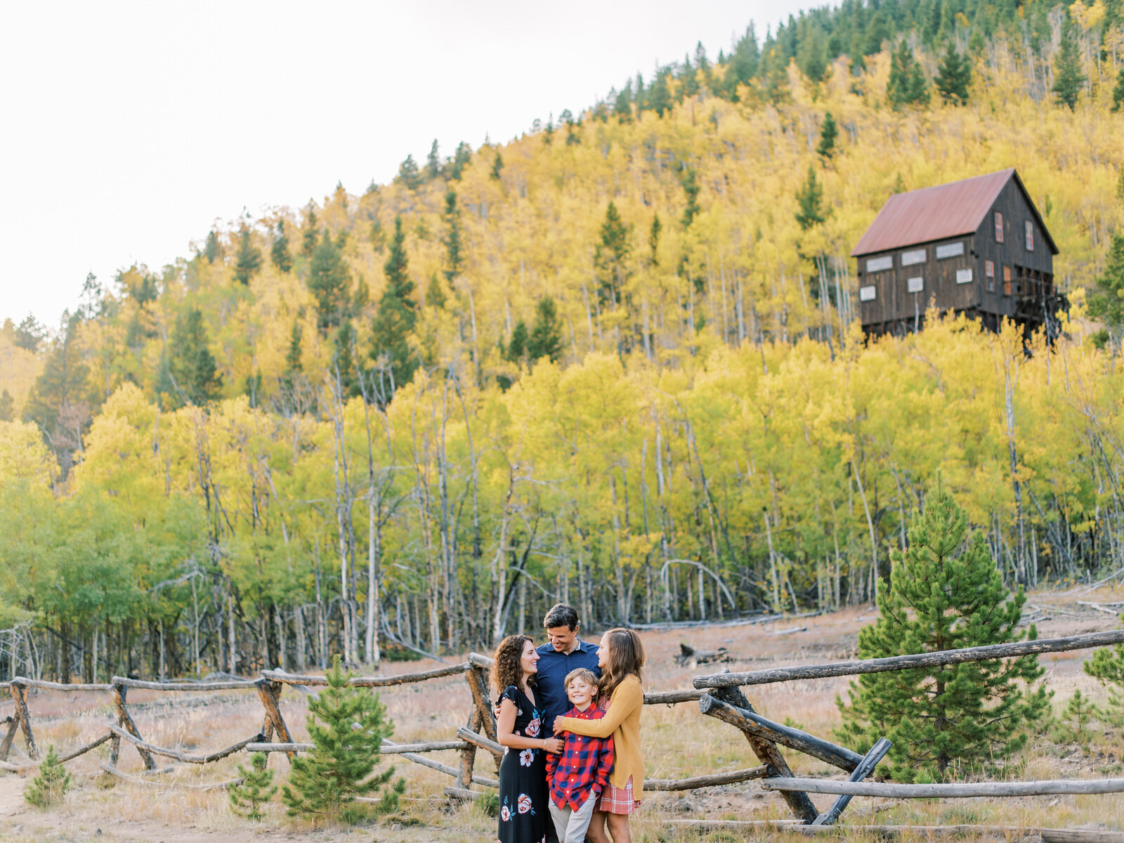 Colorado-Family-Photography-Fall-Leaves-Breckenridge95
