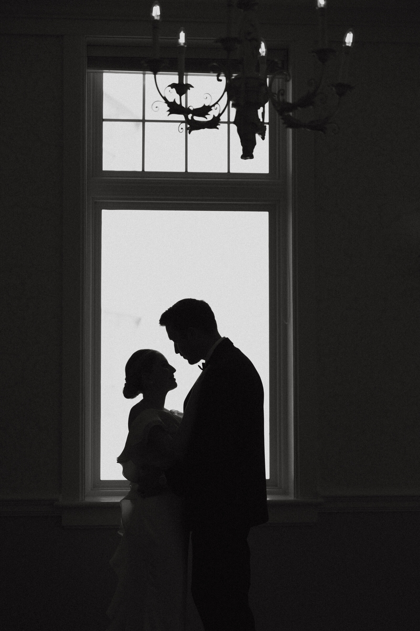Alex-McCrary-Photography-Kelsie-Reece-Engagement-Iowa-State-Campus-Ames-9