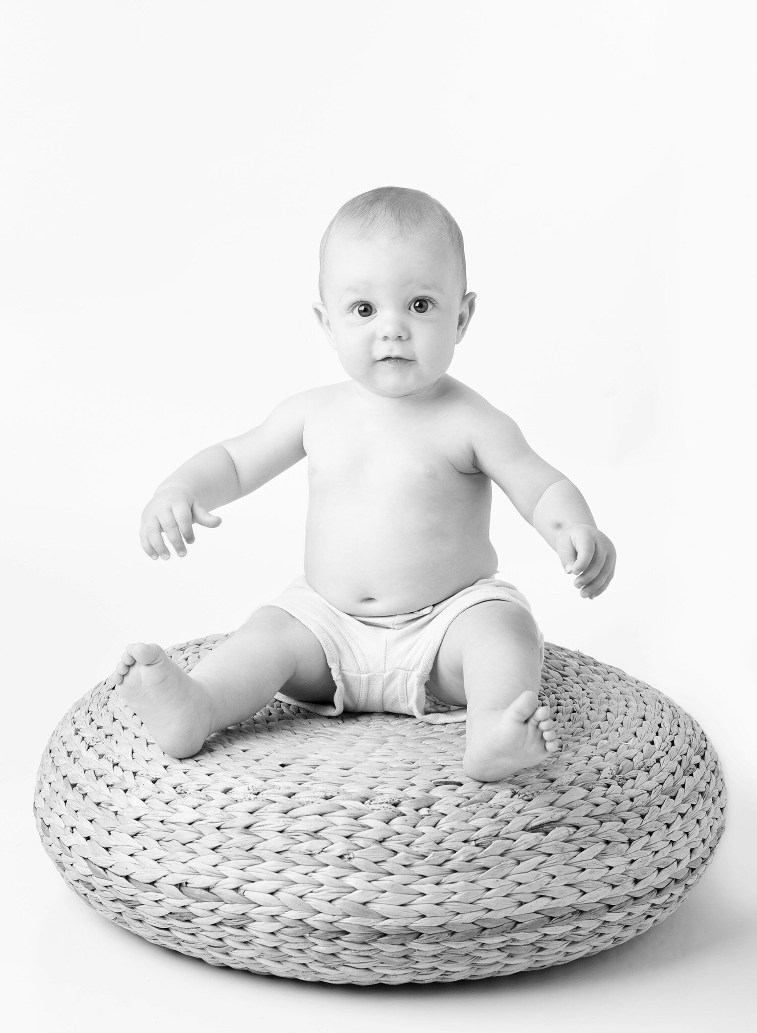 white-baby-photography-aliso-viejo
