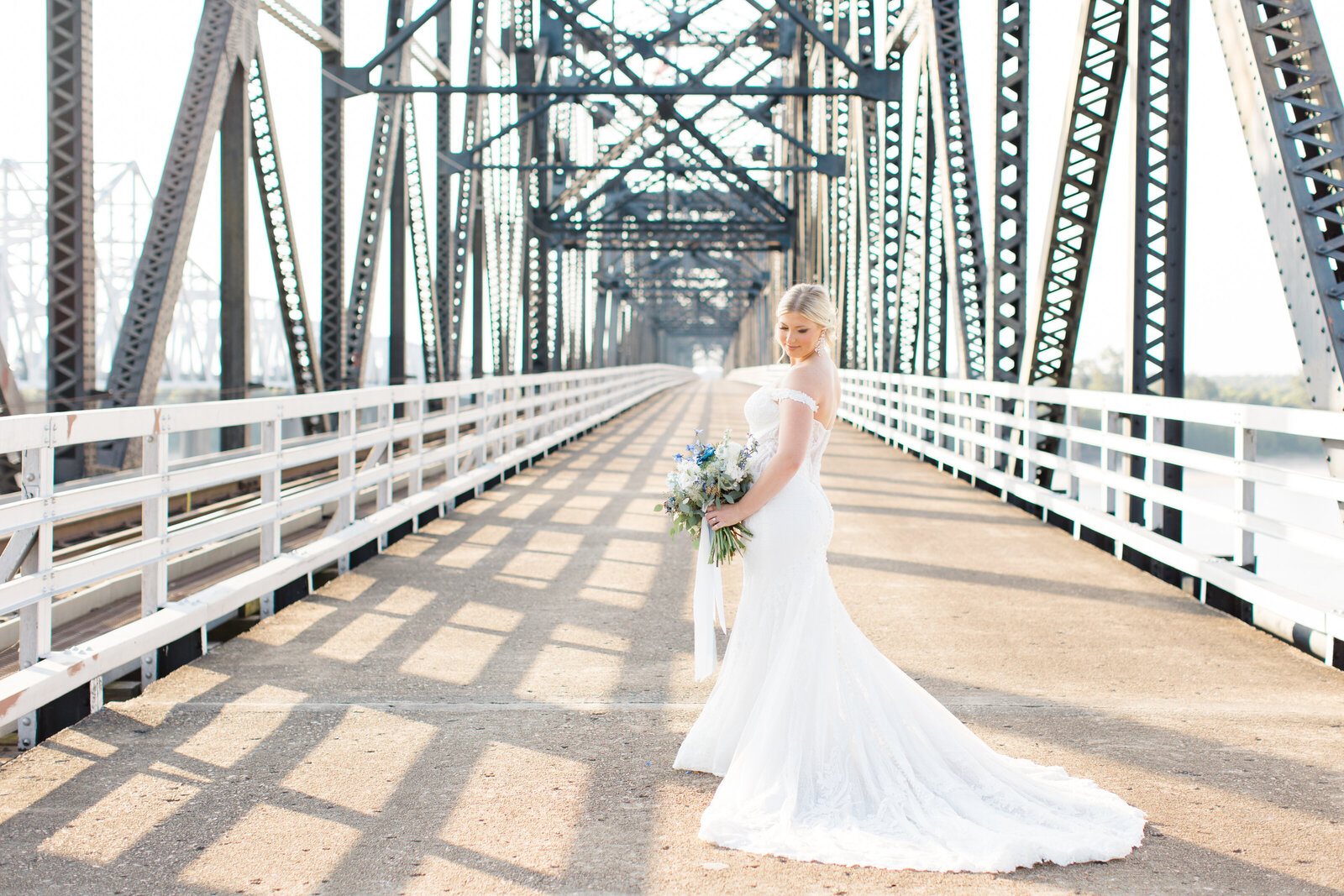 33_Sarah Kate's Bridals_Lindsay Ott Photography
