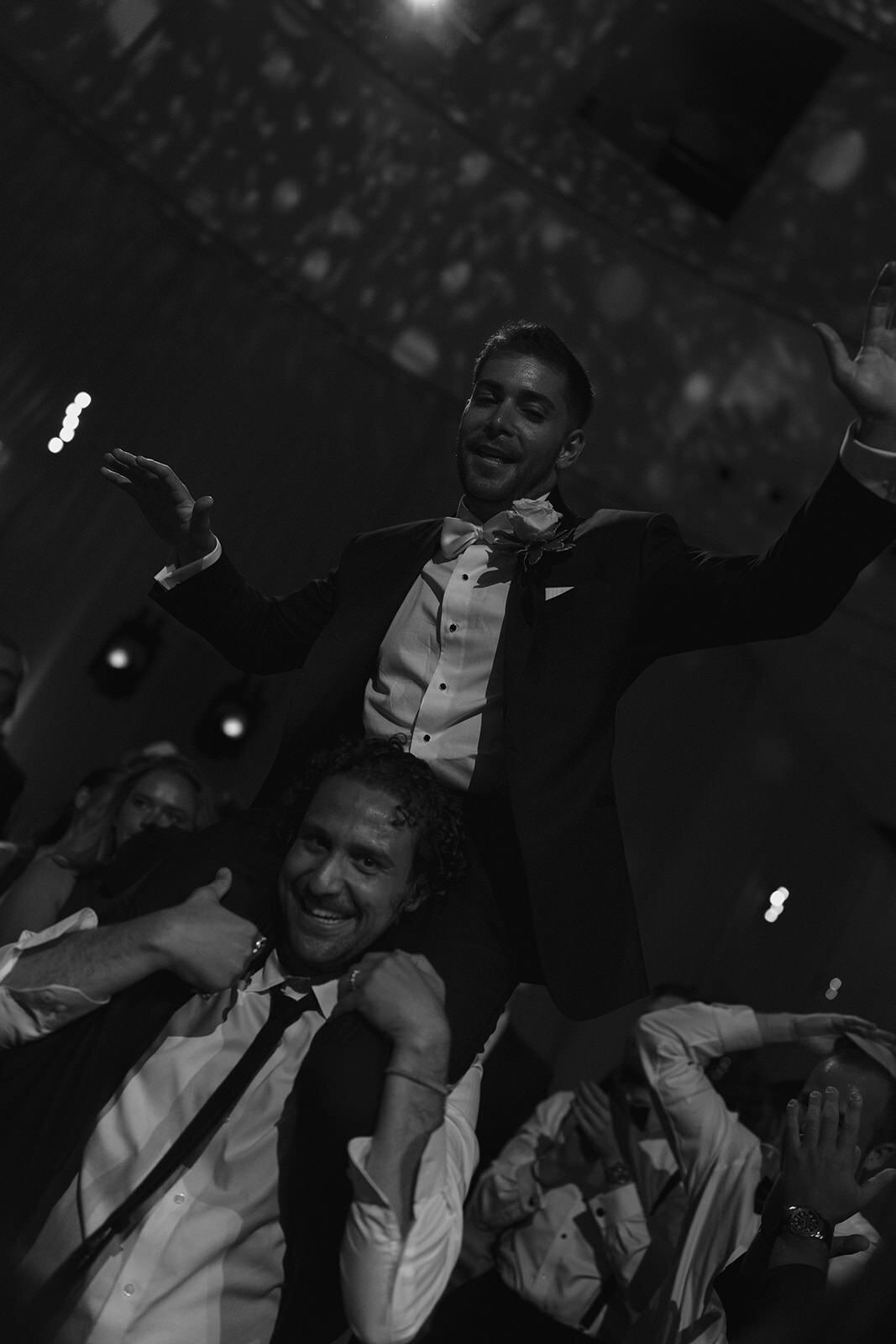 060725CourtneyMikePRE207