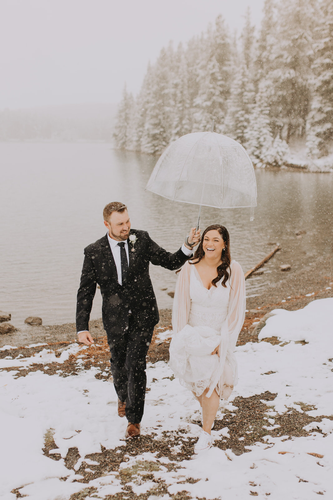 INGRID_TYLER_BANFF_ELOPEMENT_PREVIEW-0426_websize