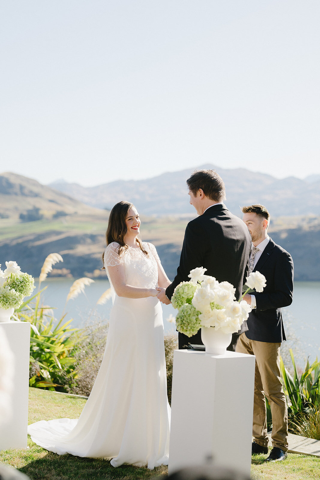 Melissa Clark Photography - Queenstown Wedding Photographer - Lake Hayes Holiday Home Wedding - Katherine & Adam 4.5.24-14