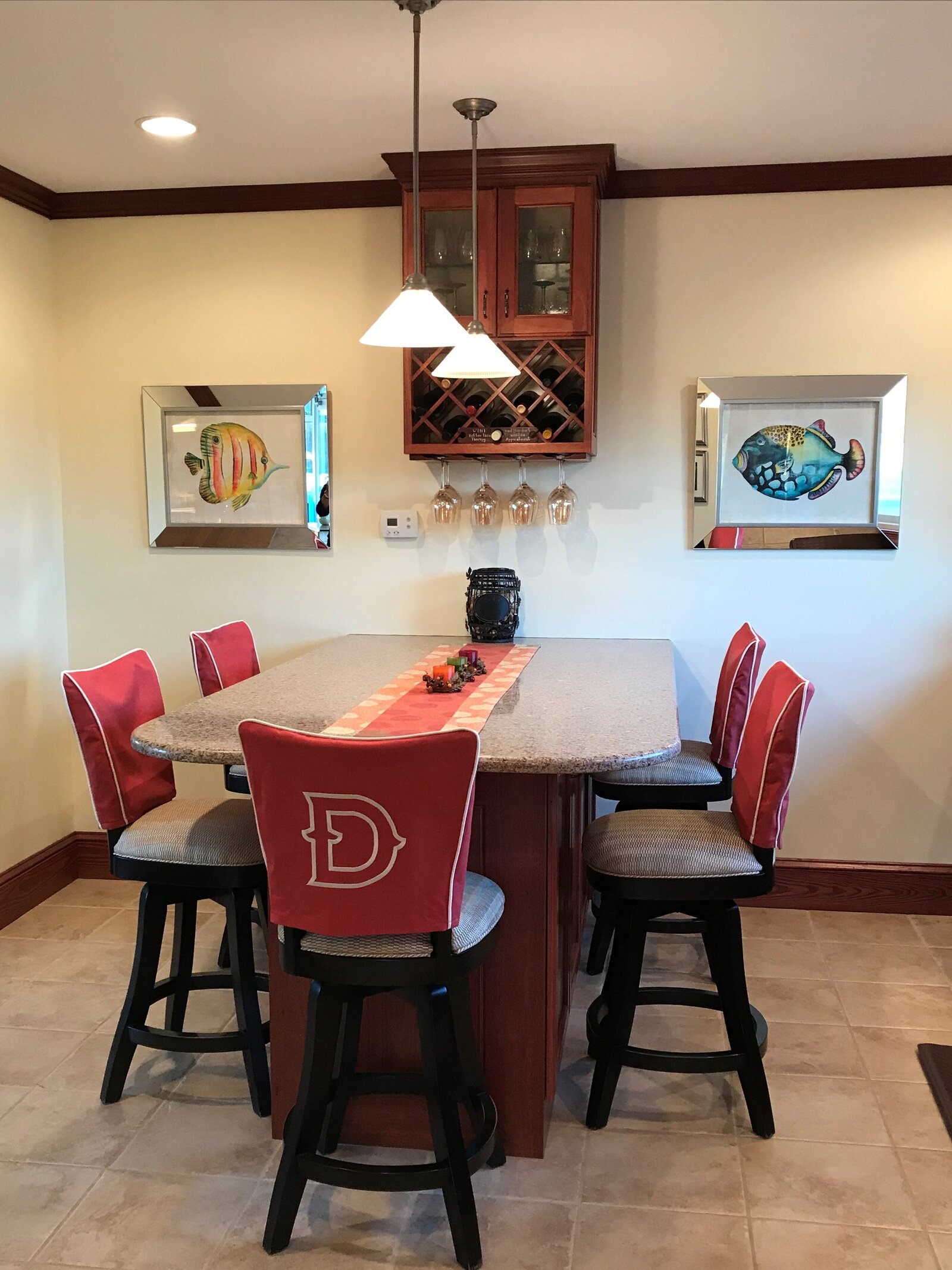 Bedeckers Interiors - Kristine Gregory - Charles City
