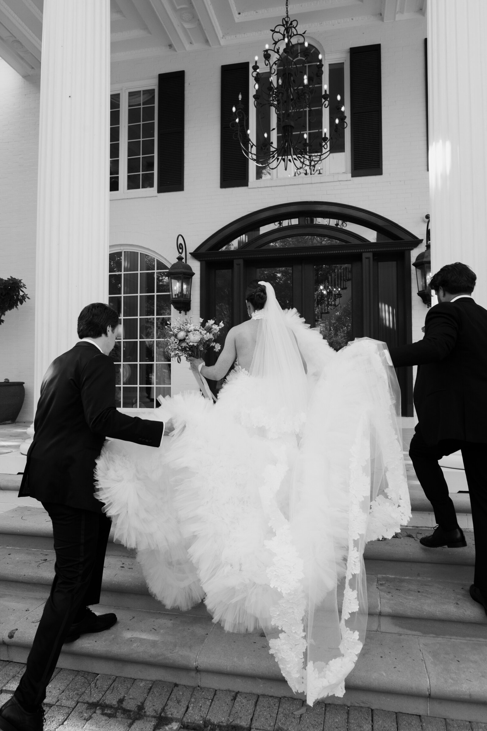 Cherokee-Dock-Nashville-Tennessee-Film-Wedding-Photographer-Bri-Nicole-Photo-Co-43