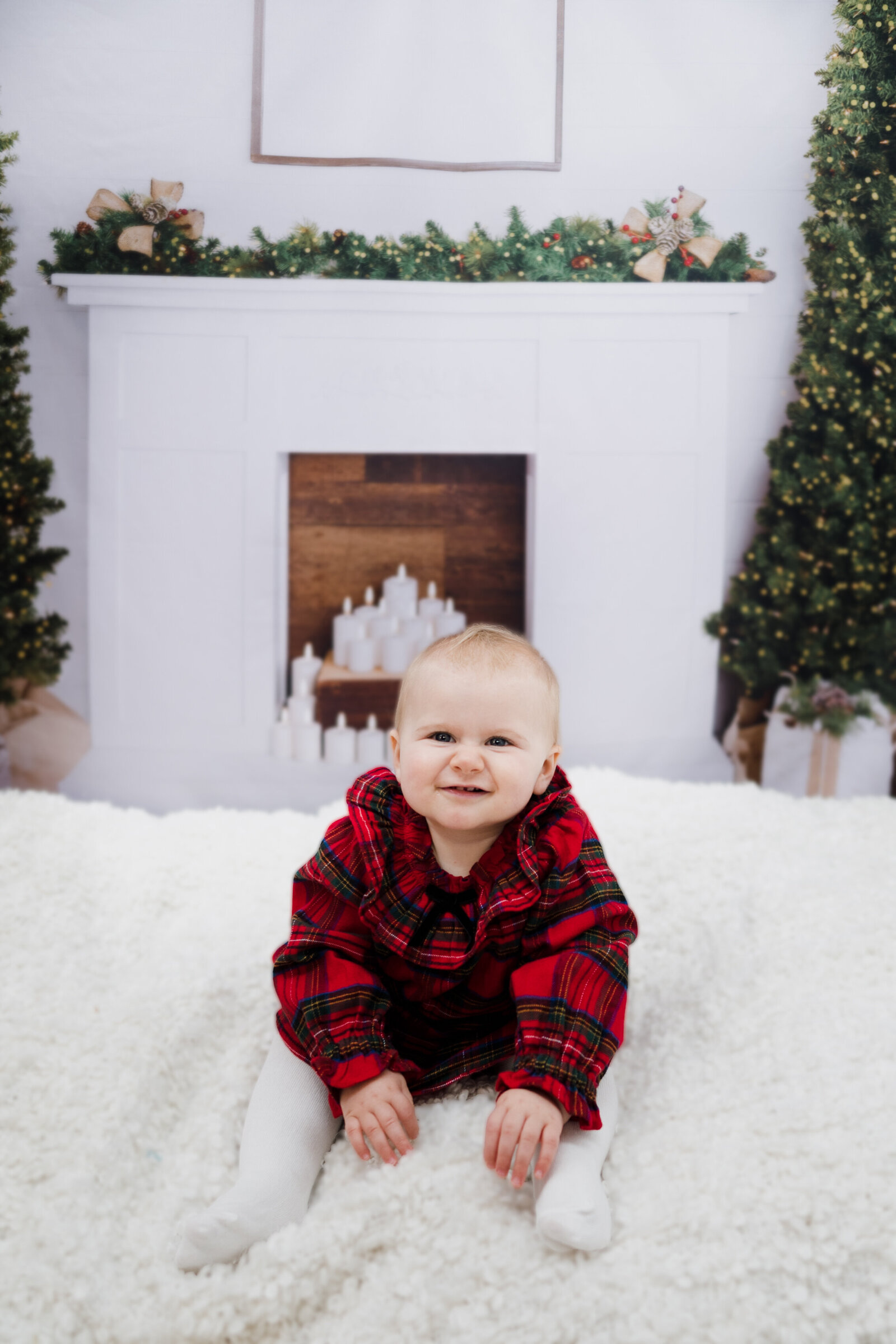 Christmas Mini Sessions in Plymouth Family Photo Shoot Liberty Pearl Photography 2022-9