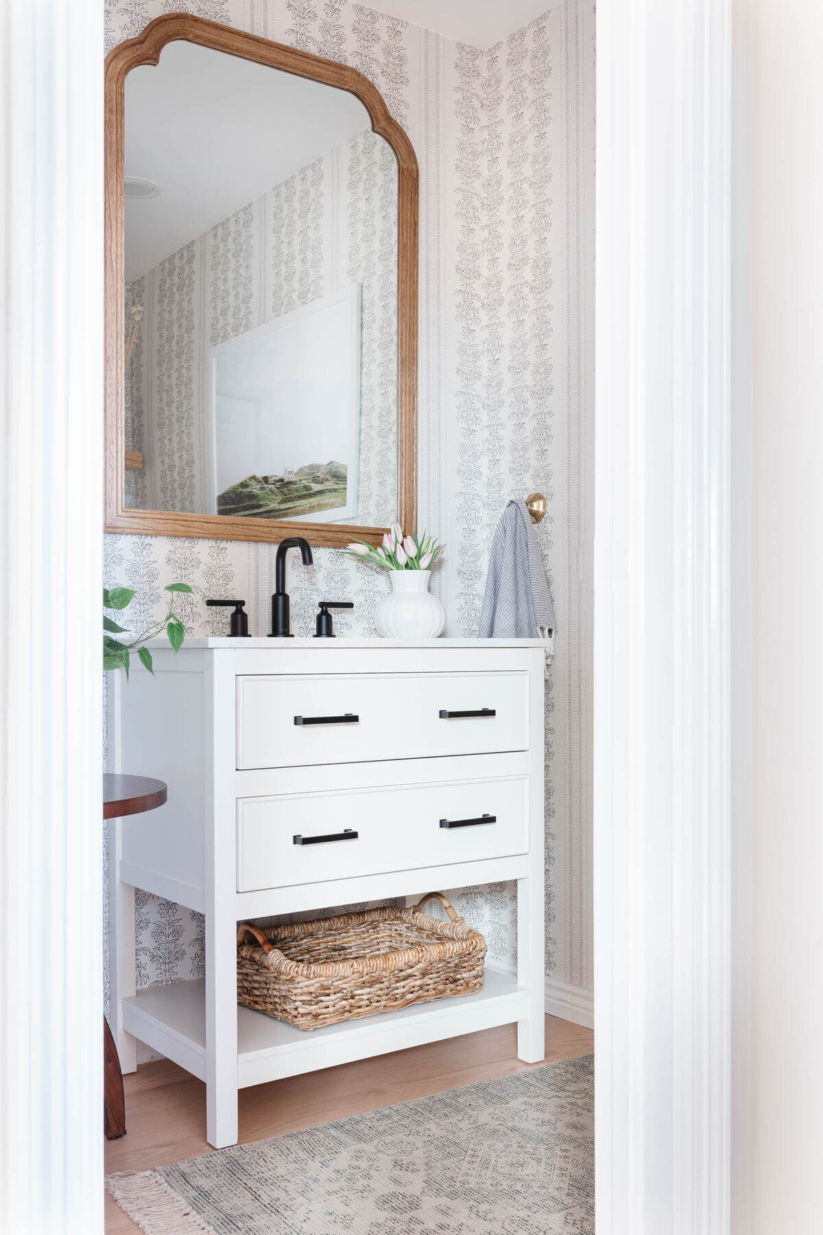 Modern Farmhouse Charming Cottage Warm Bathroom by Peggy Haddad Interiors2