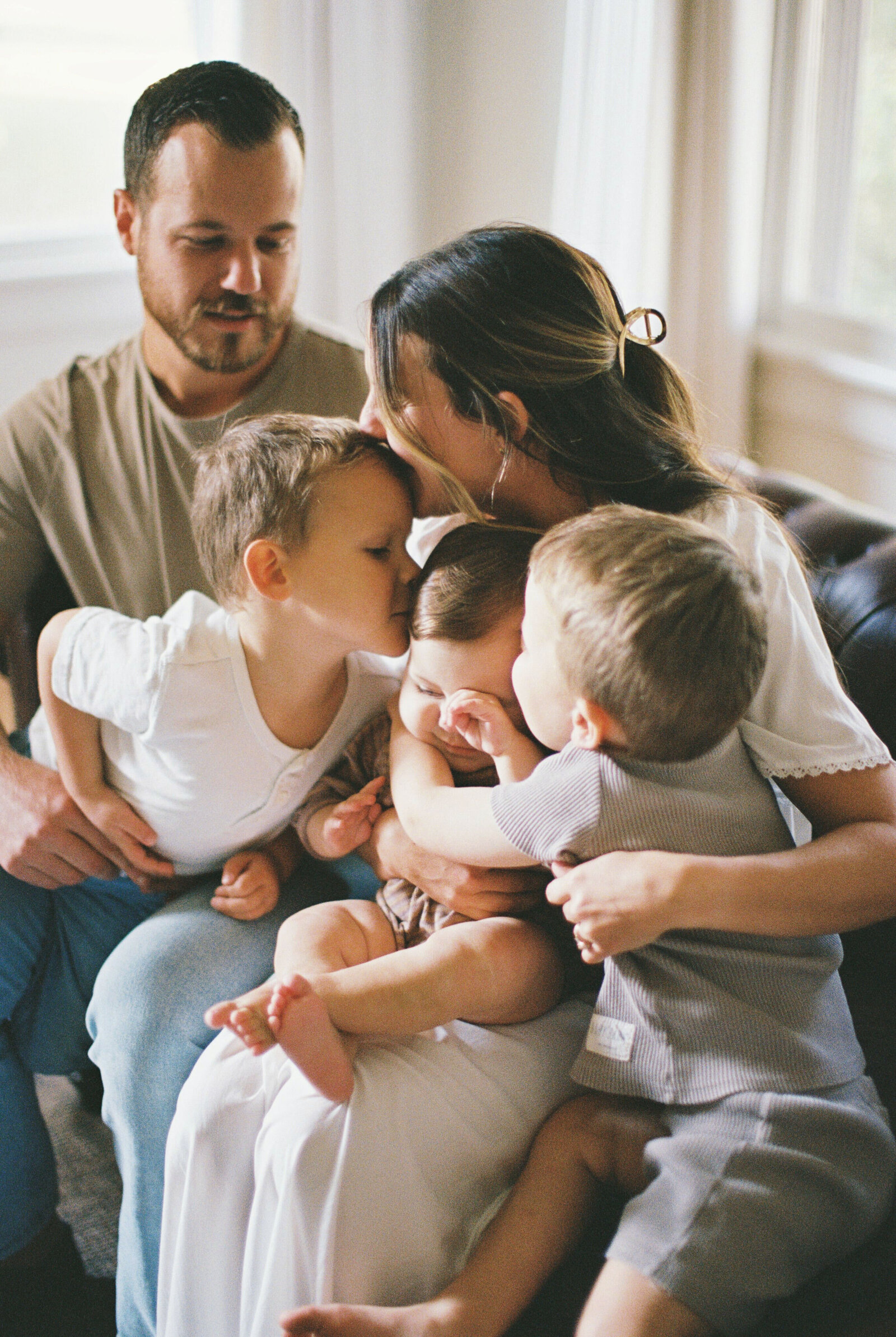Alabama family photographer Birmingham Auburn indoor natural light family portraits.