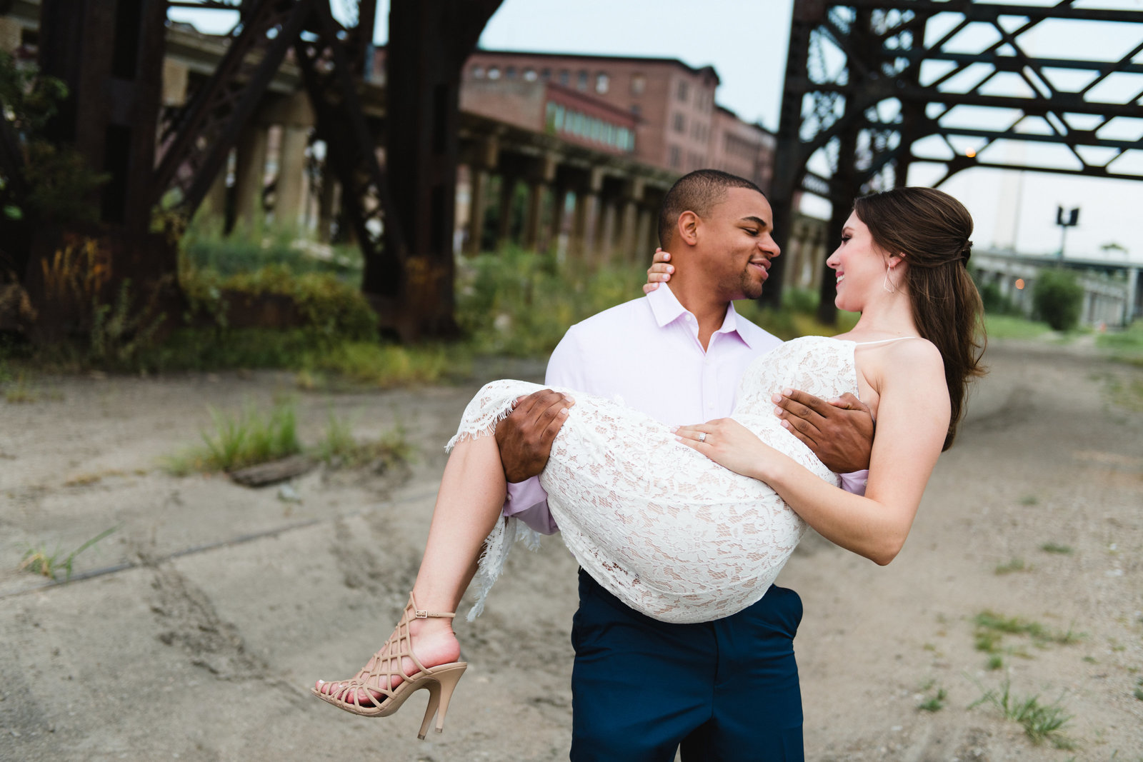 cute engagement photos in Chicago