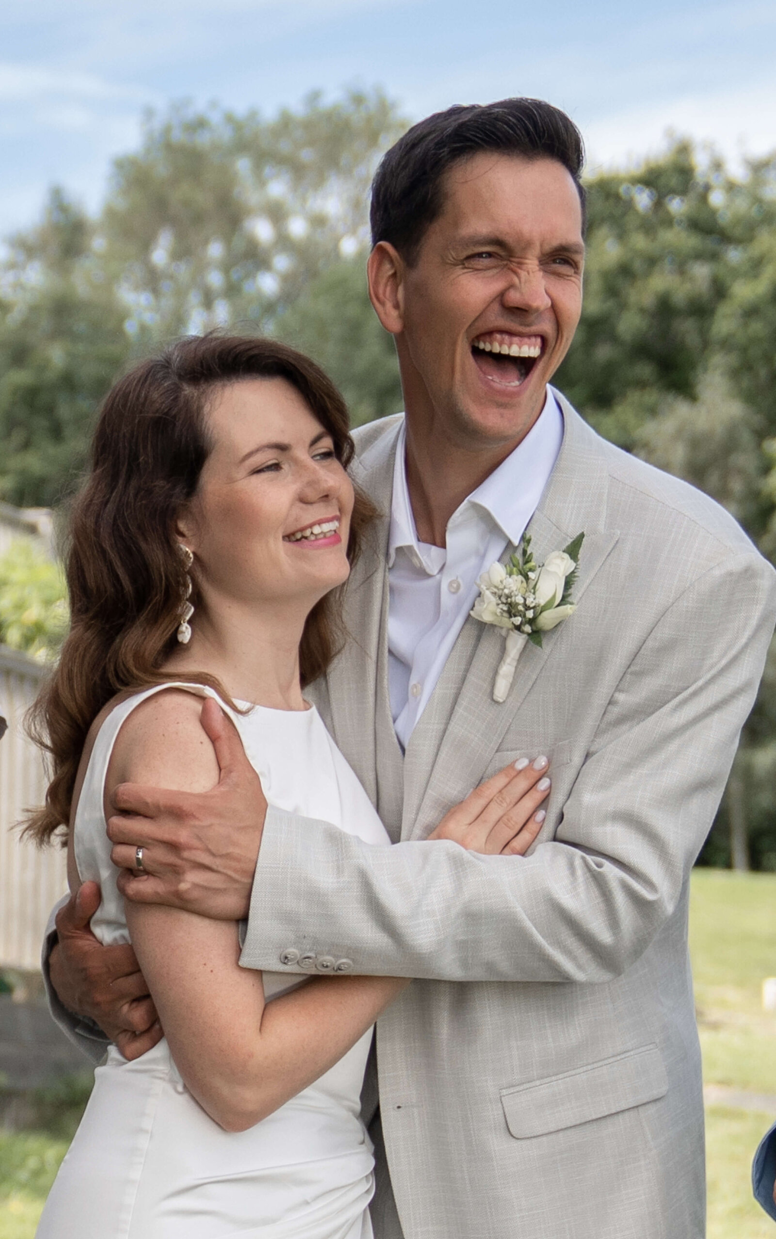 isle-of-wight-bride-and-groom