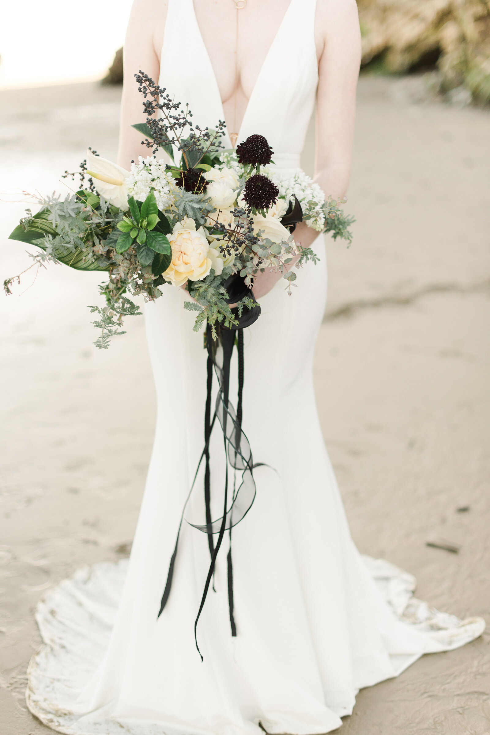 Precious-and-blooming-floral-design-kellye-clifford-Destination I do -Editorial-16