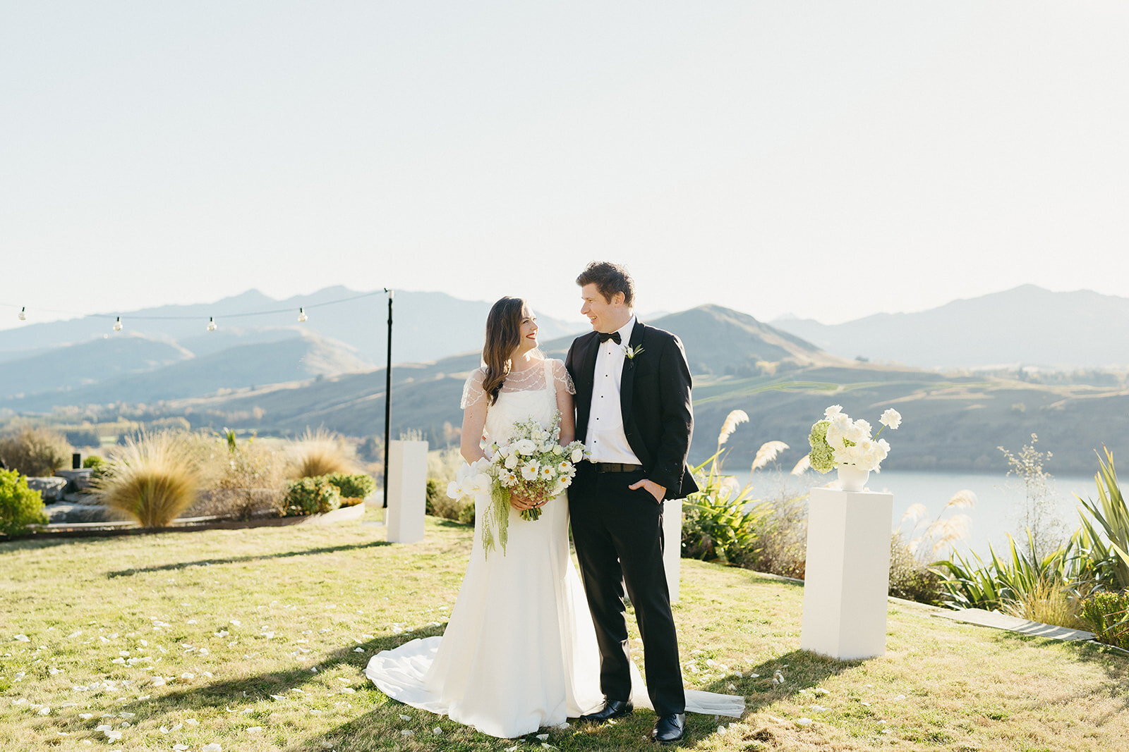 Melissa Clark Photography - Queenstown Wedding Photographer - Lake Hayes Holiday Home Wedding - Katherine & Adam 4.5.24-160