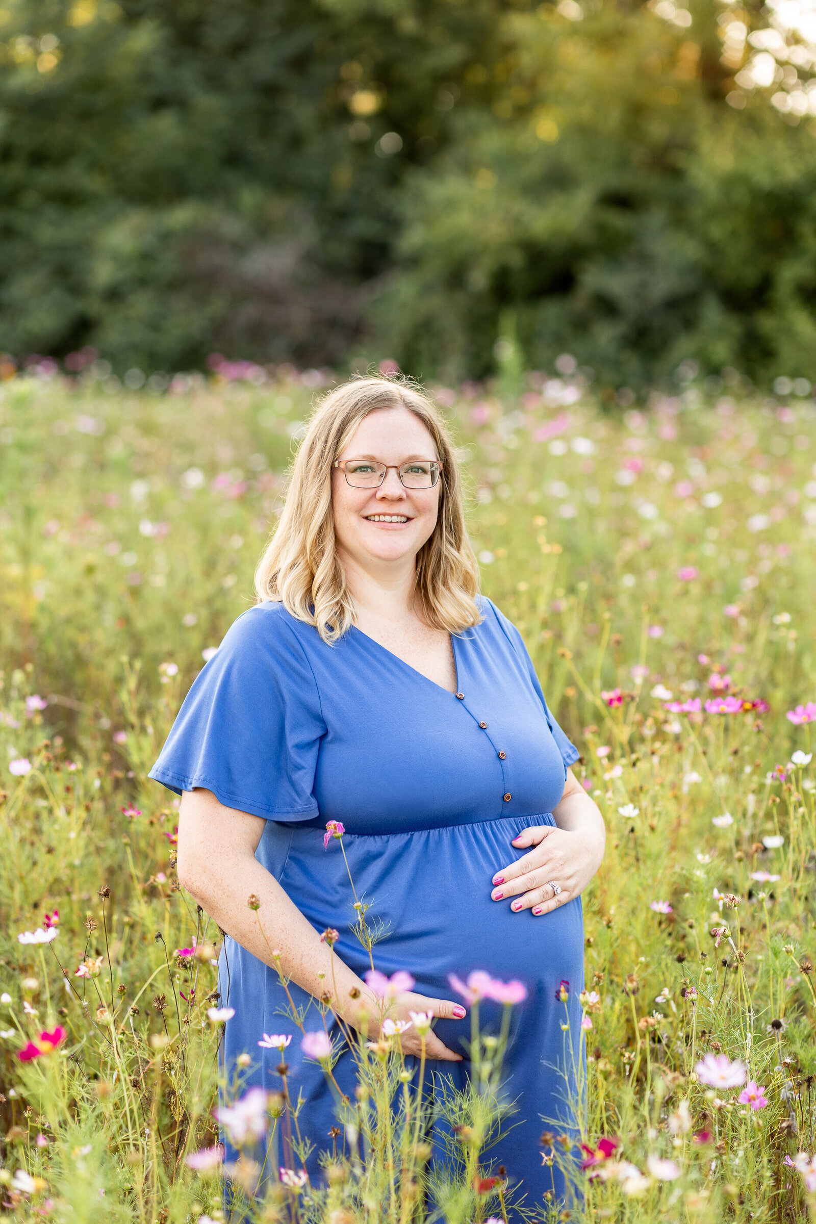 outdoor-maternity-photography-session-Middle-Spring-Farm-Frankfort-KY-photographer-3