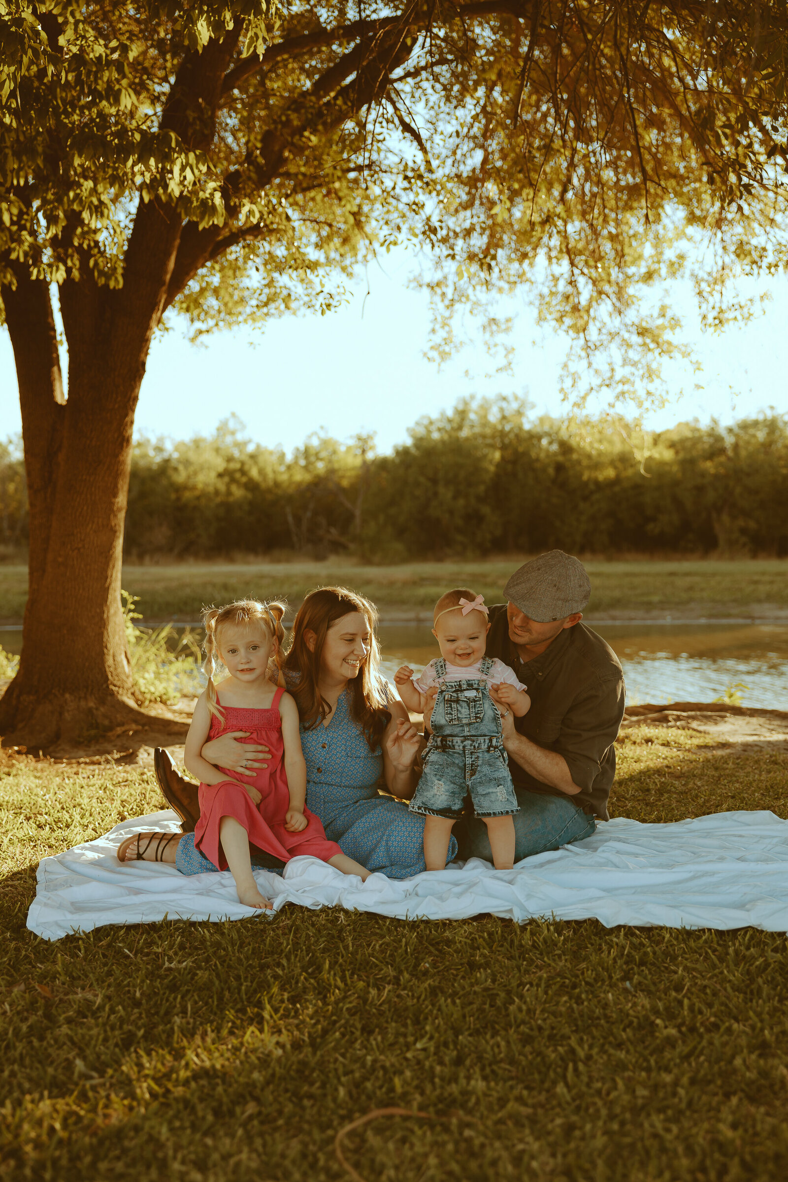 Gilbert Family & 1st Birthday Previews-08