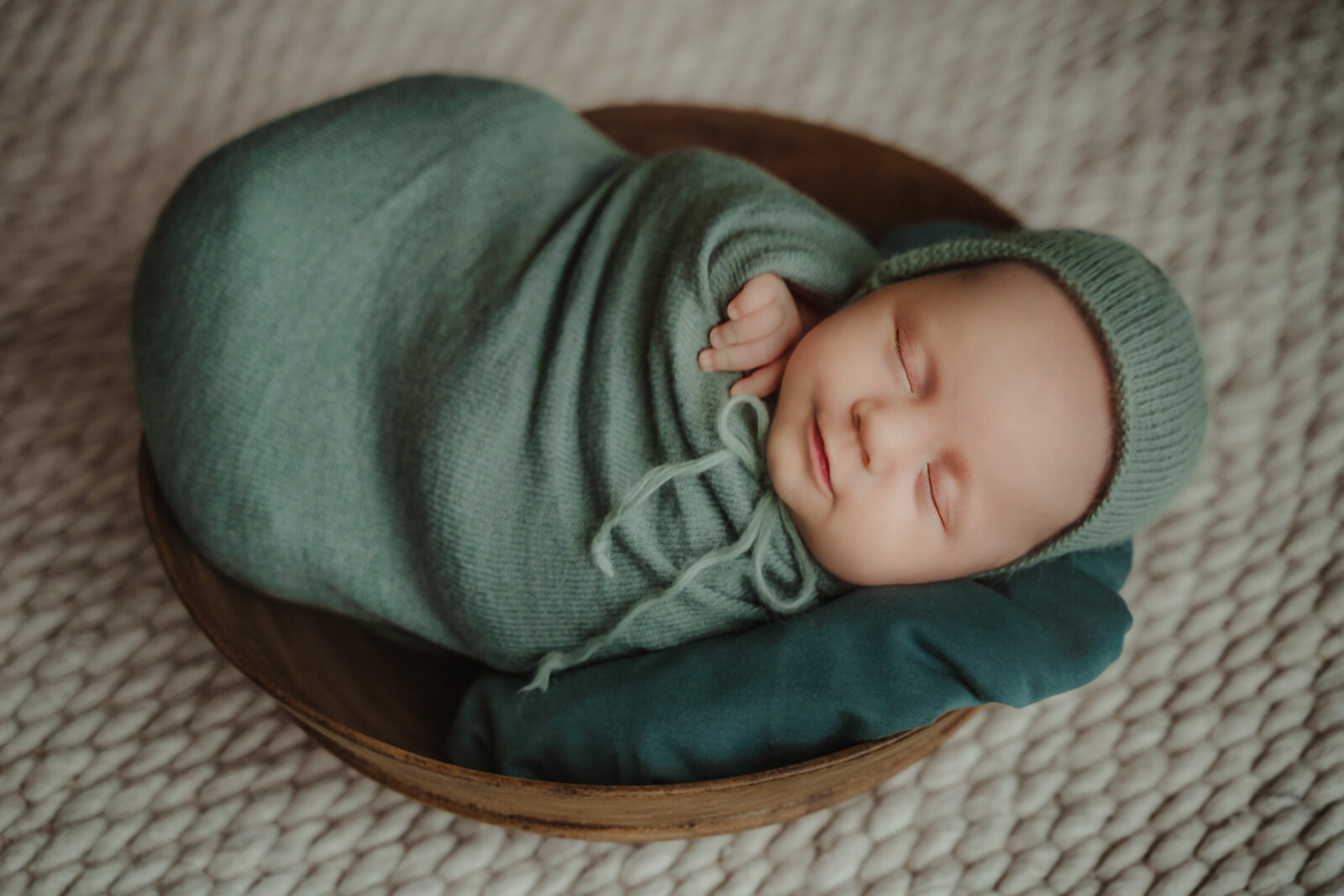 Papamoa-photography-newborn-in-home-boy-8-2
