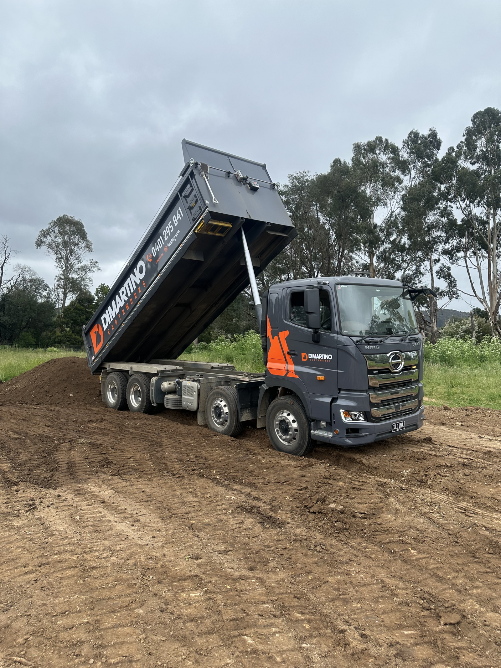 twin_steer_tipper