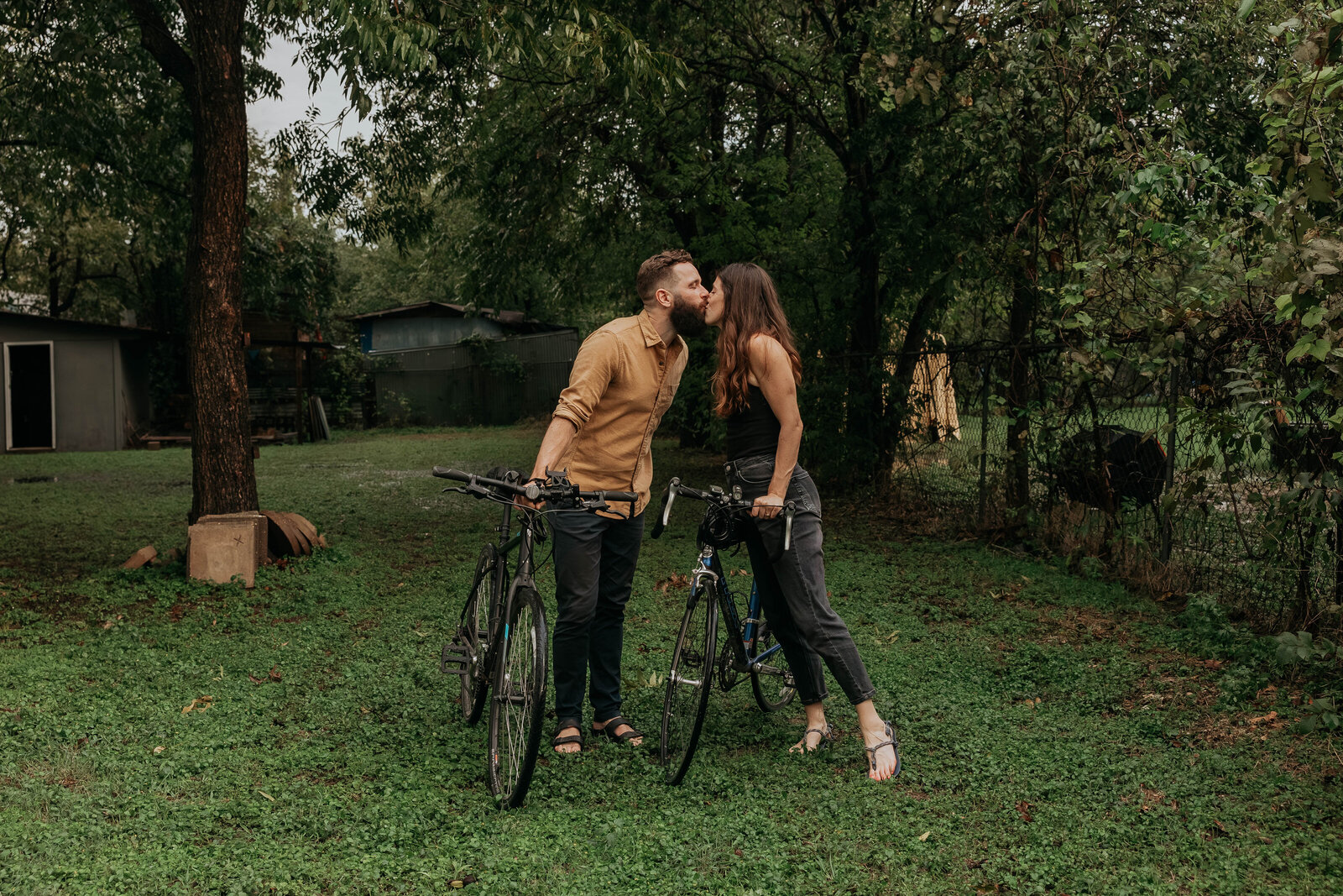 COUPLES PHOTOGRAPHER | AUSTIN, TEXAS