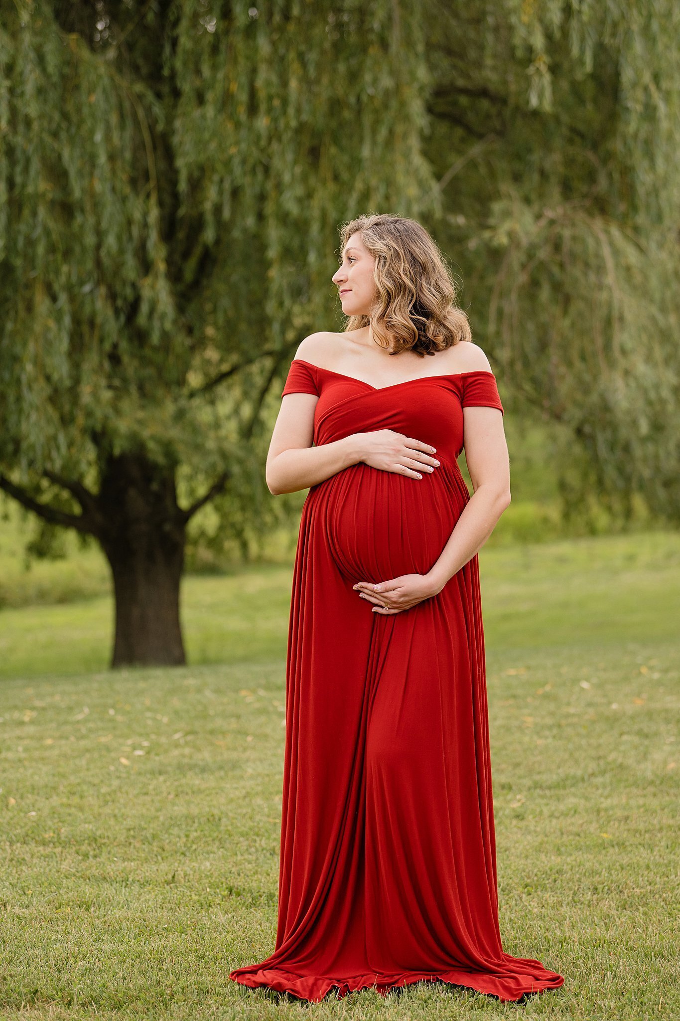 06_09_2024_TaylorMaternity_farm-Studio-366_WEB