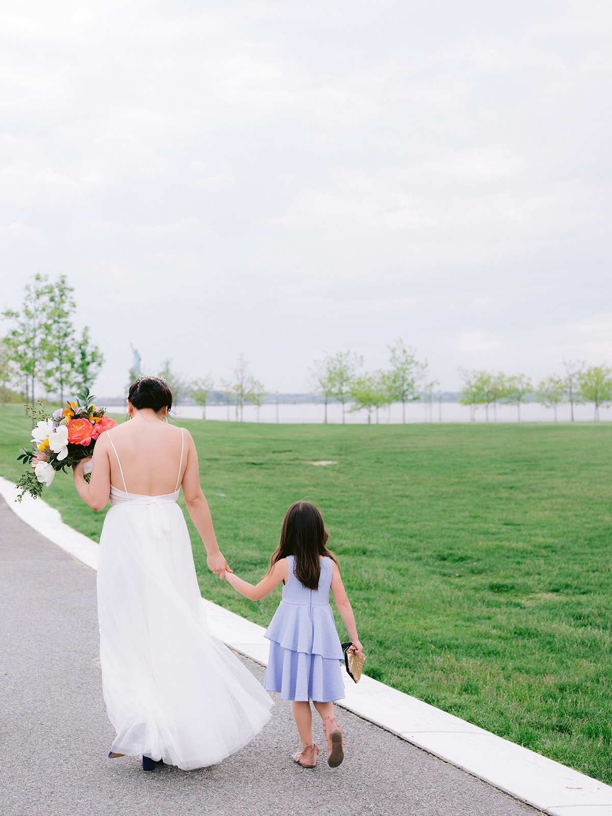 Intimate-Wedding-Ideas-in-NYC-Governors-Island-15