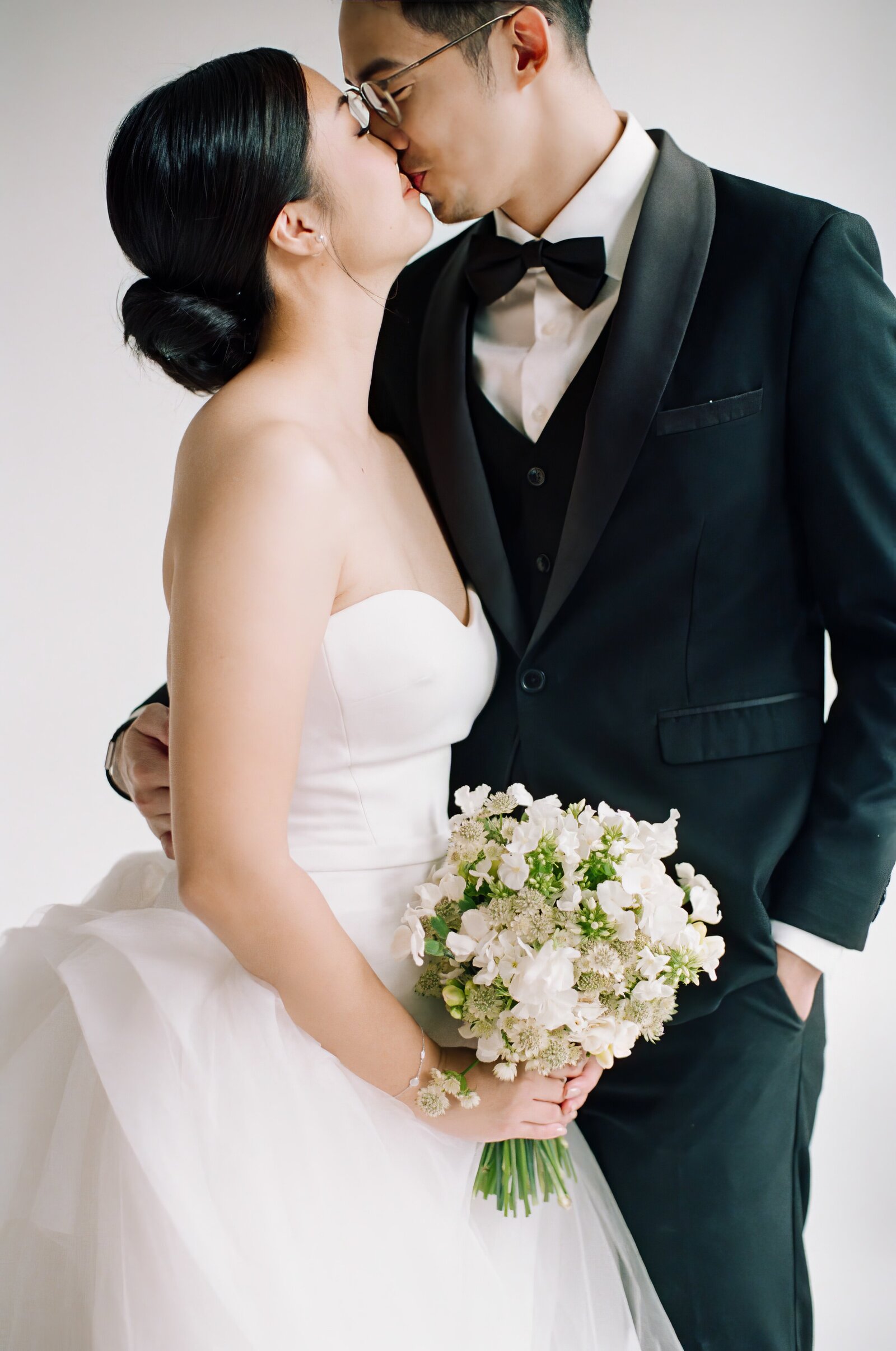 140Josiah & Sabrina Singapore Pre-Wedding Photography MARITHA MAE-topaz-enhance-1.7x-faceai