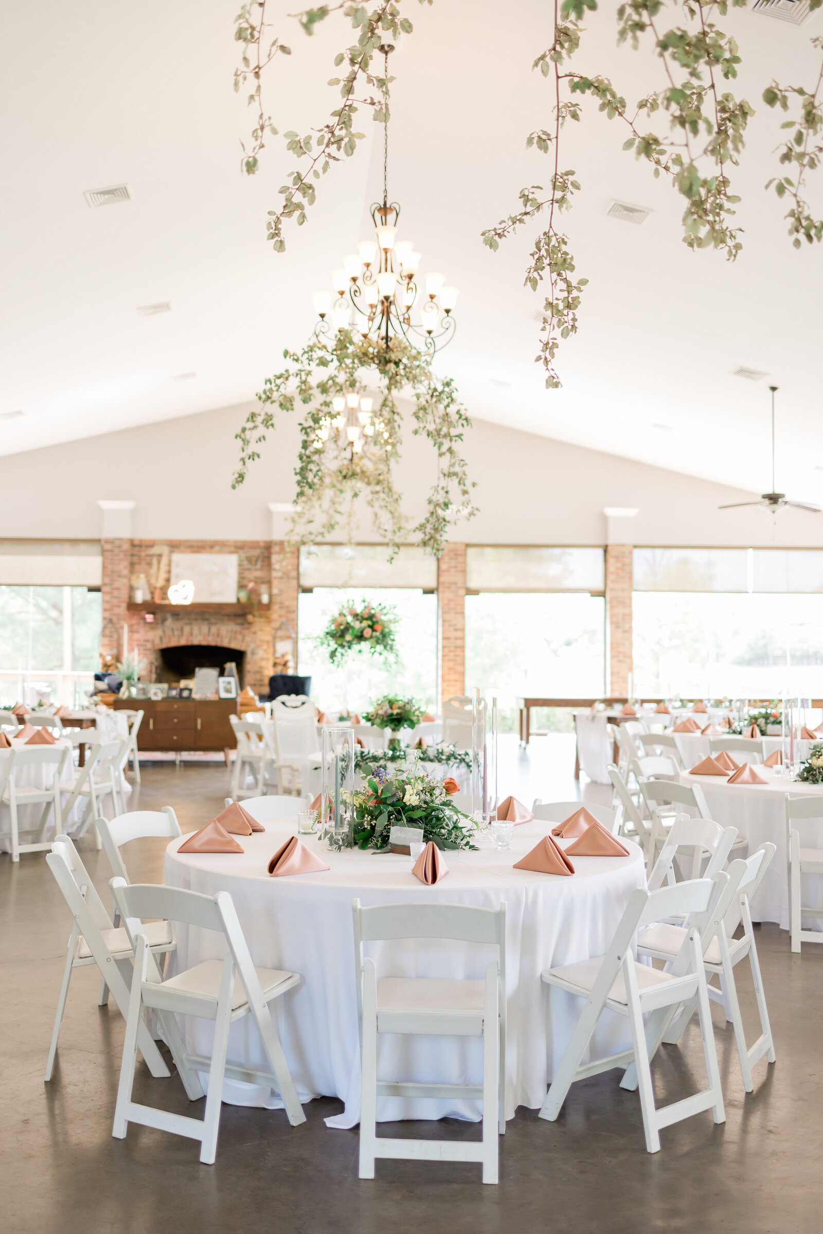 Hunter-Valley-Pavilion-Wedding-Knoxville-Tennessee-Willow-And-Rove-2