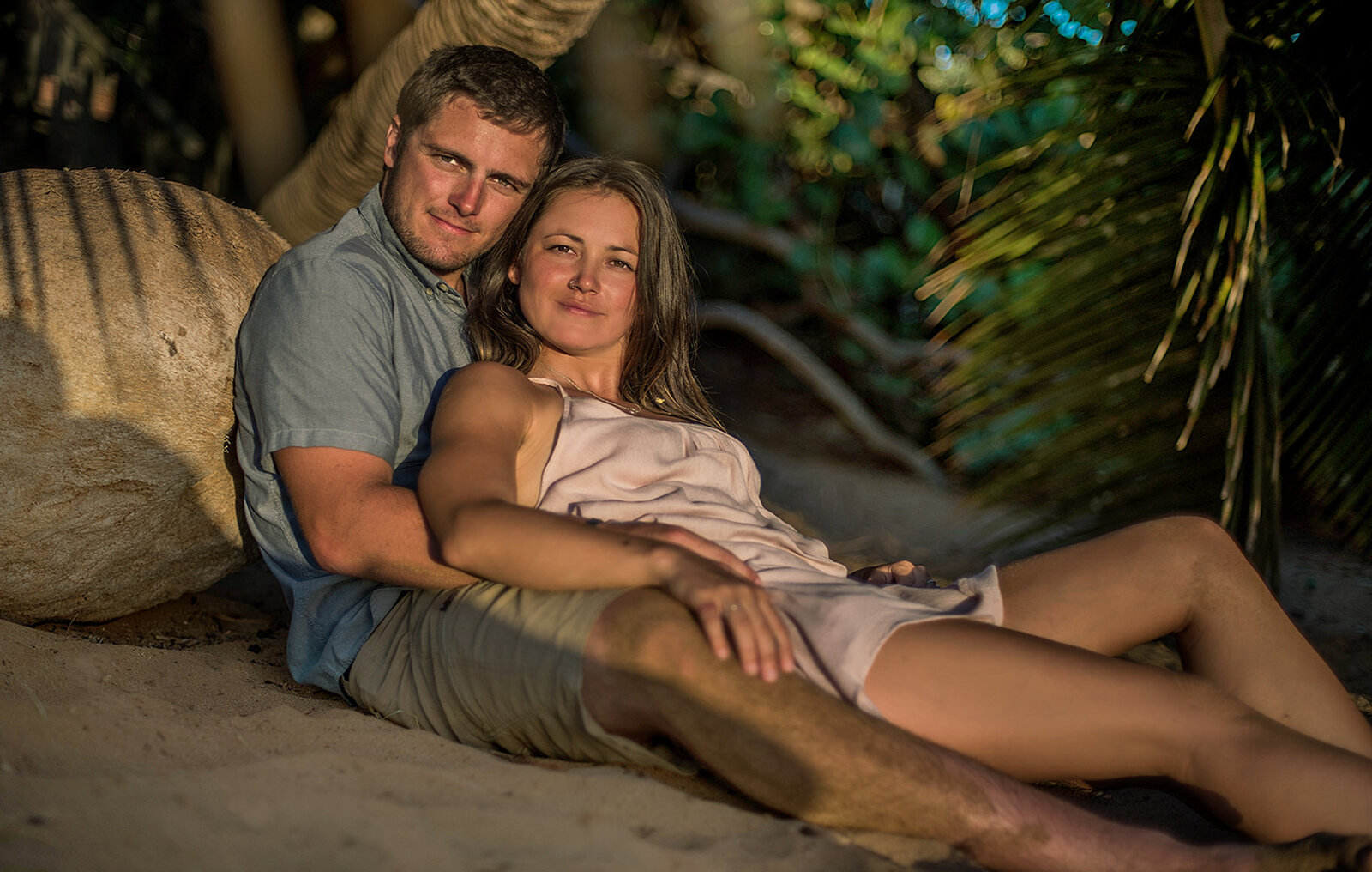 Engagement photographers on Kauai