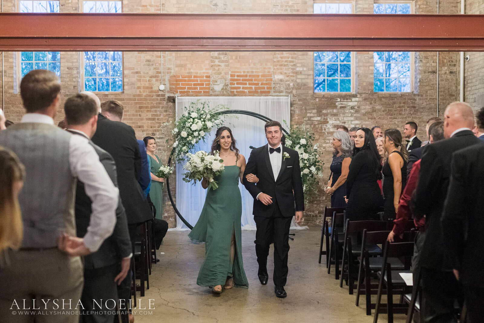 Wedding-at-The-Factory-on-Barclay-in-Milwaukee-0853