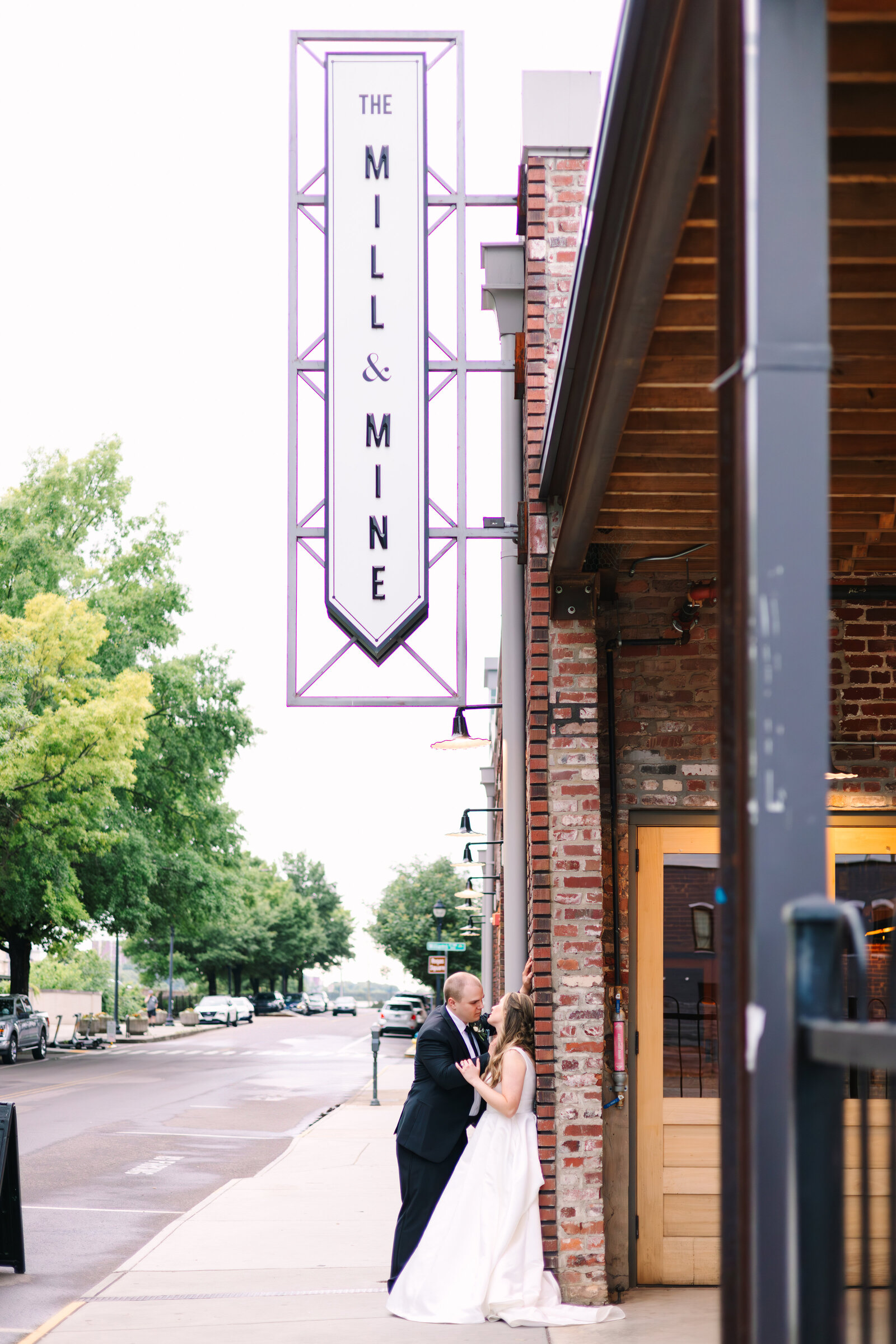The-Mill-And-Mine-Wedding-Knoxville-Tennessee-Willow-And-Rove-76