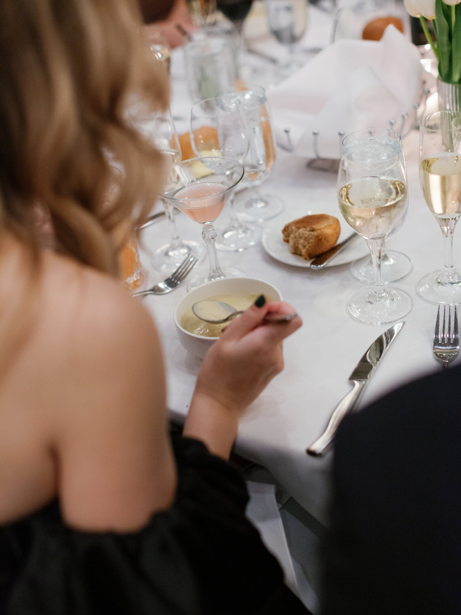 Chicago Wedding photographer Jennifer Campbell-Wedding at the Kimpton Gray Hotel-207