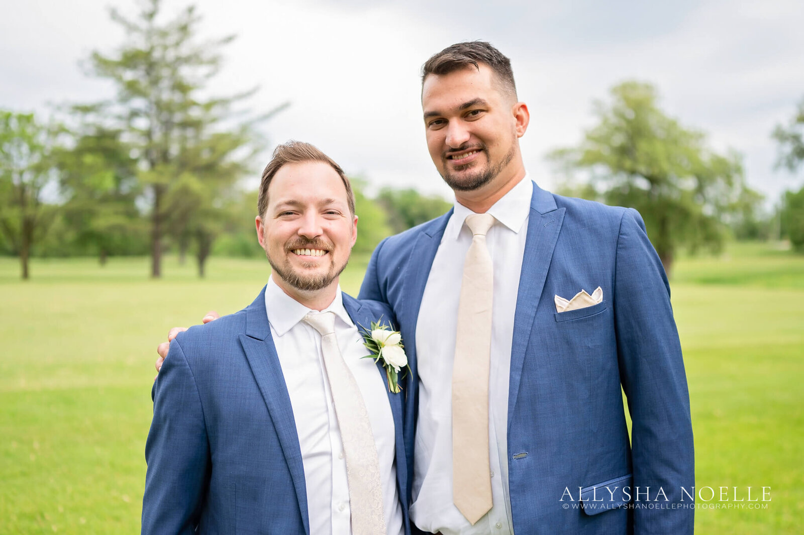 Wedding-at-River-Club-of-Mequon-294