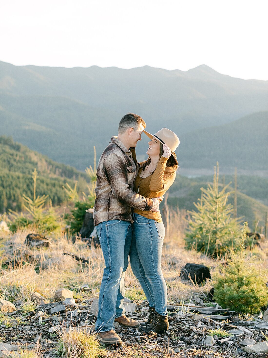 Mountain-top-family-photo-session-1658