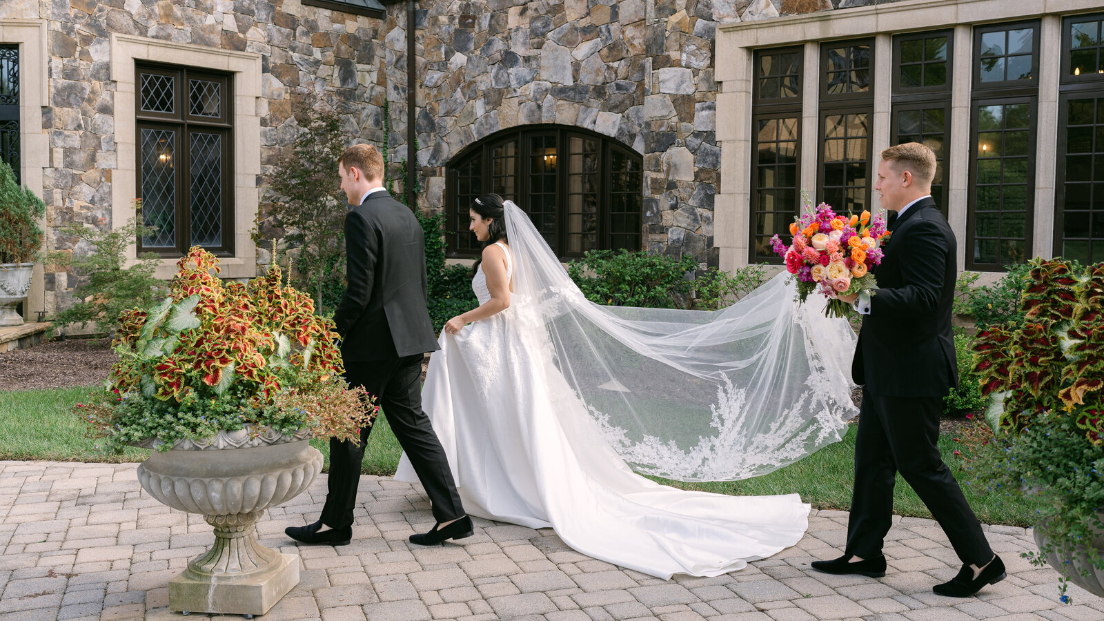 Charlotte-top-wedding-photographers-16