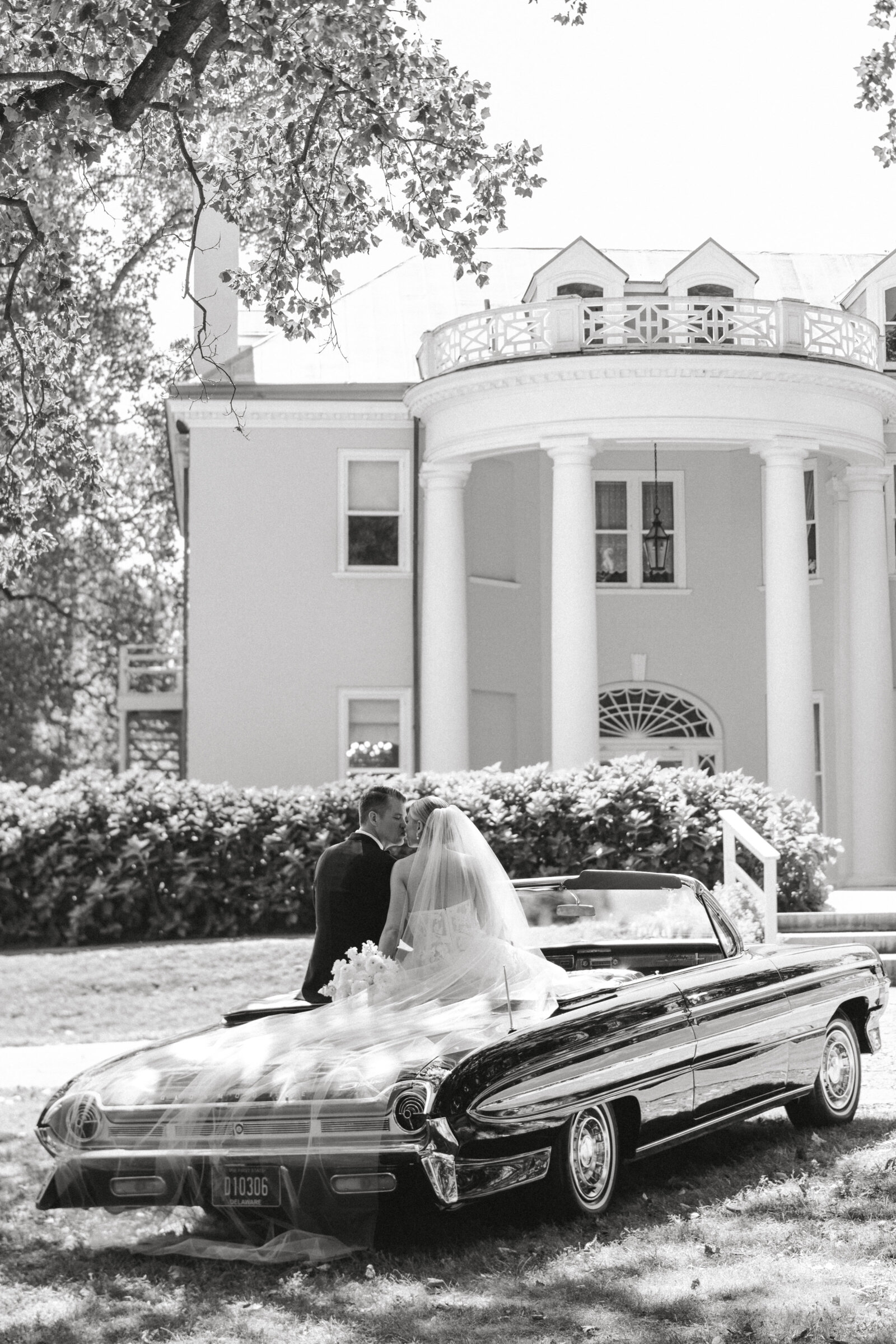 Bellevue Hall Wedding-07947