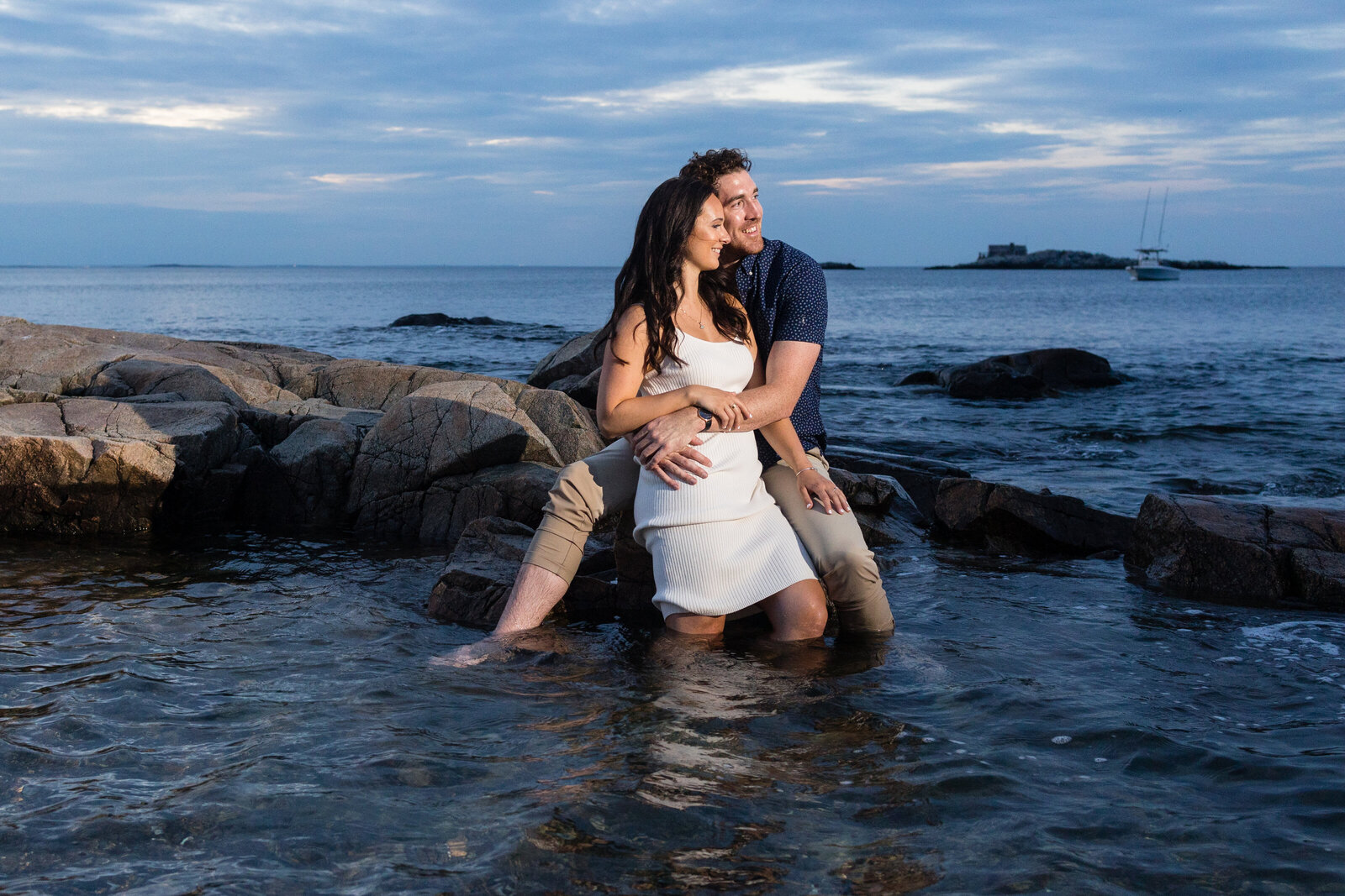 coastal-engagement-couple-on-rocks-cohasset-lisa-gilbert-photography